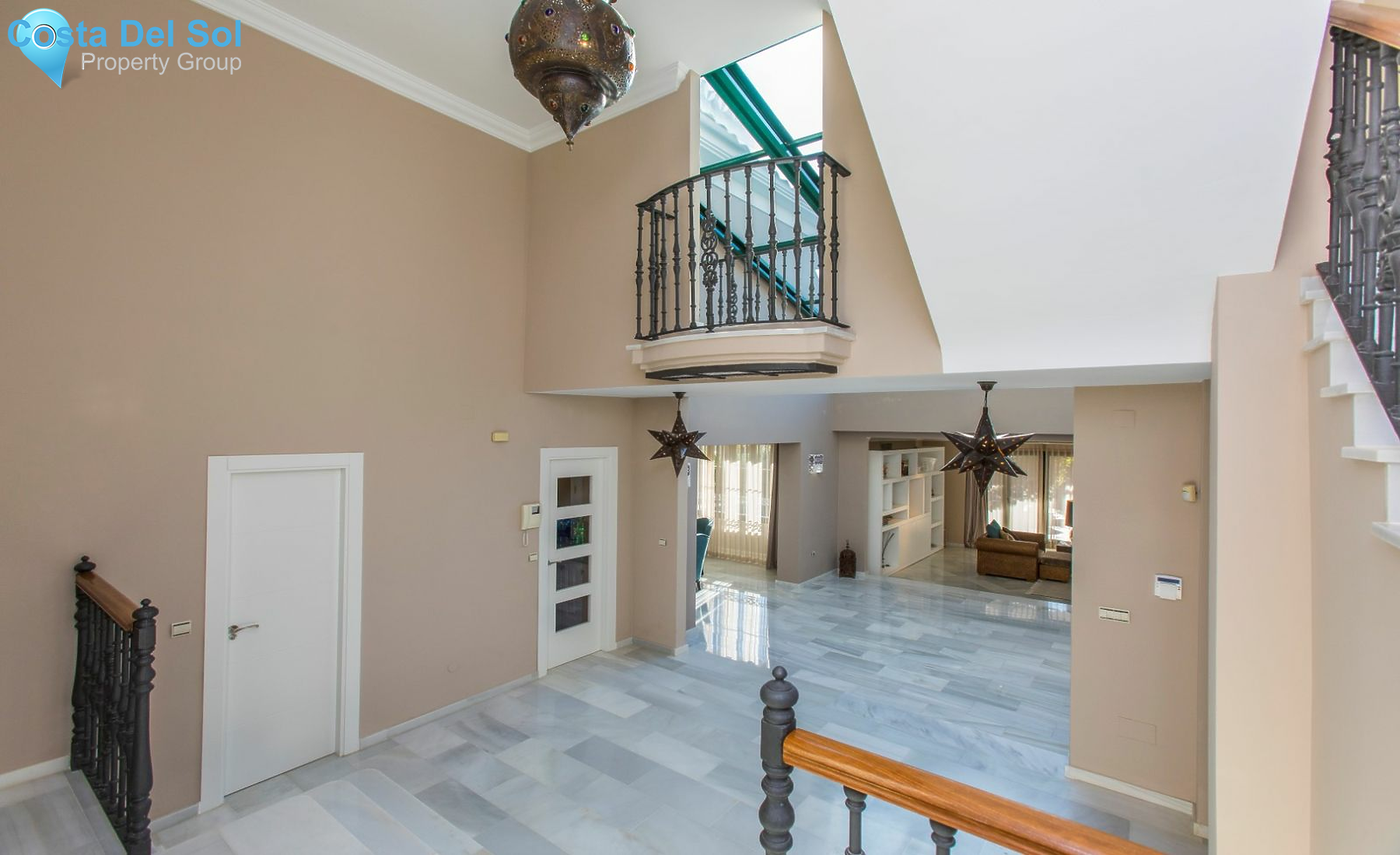 Detached Villa in Elviria-1210963