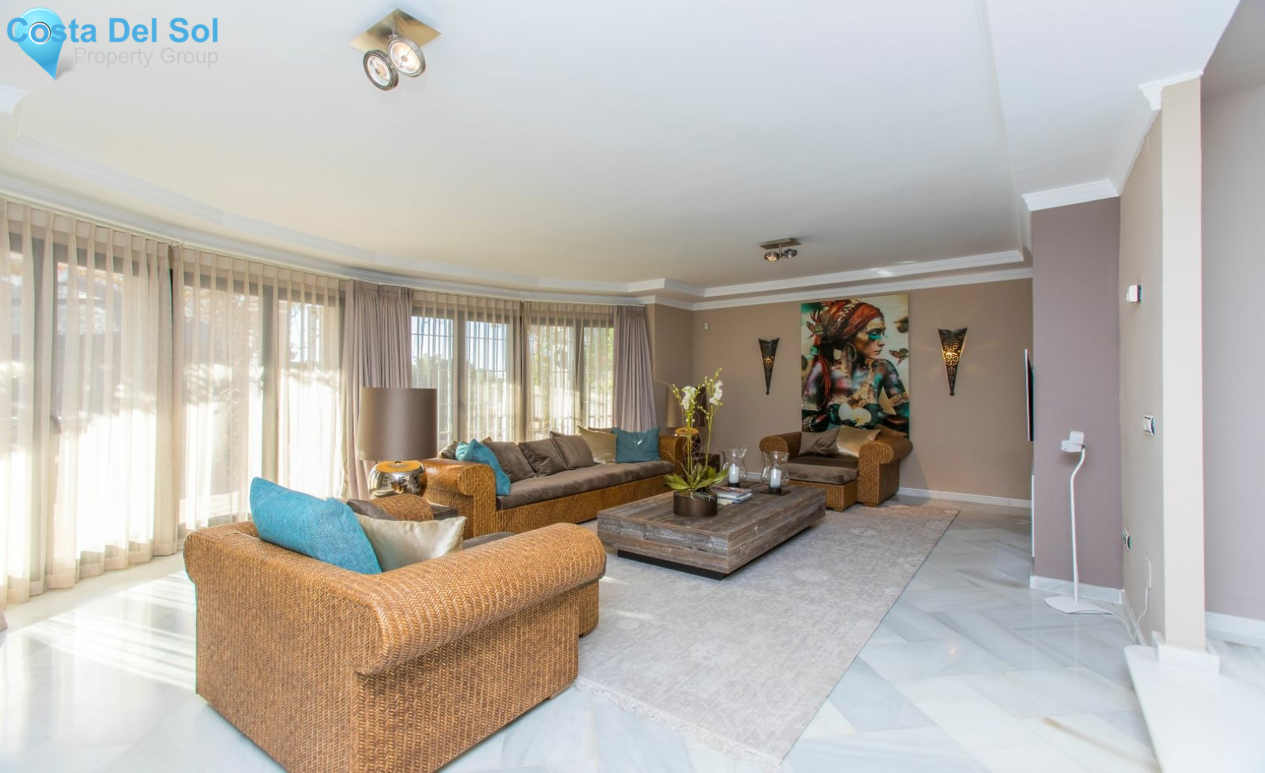 Detached Villa in Elviria-1210950