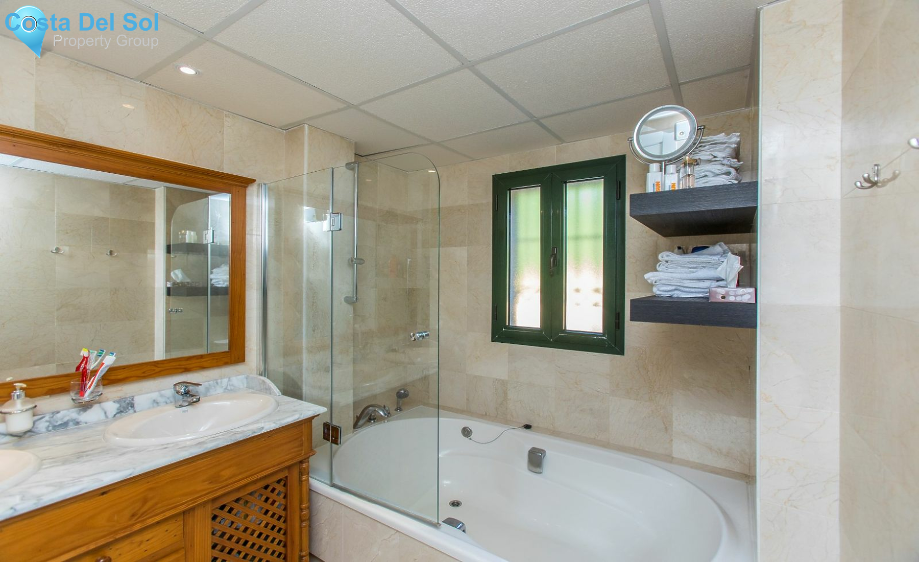 Detached Villa in Elviria-1210953