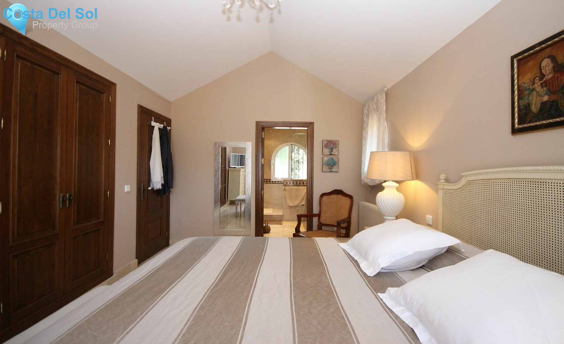 Detached Villa in Elviria-1221653