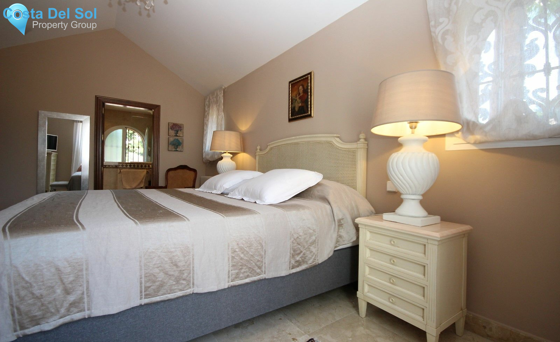 Detached Villa in Elviria-1221654