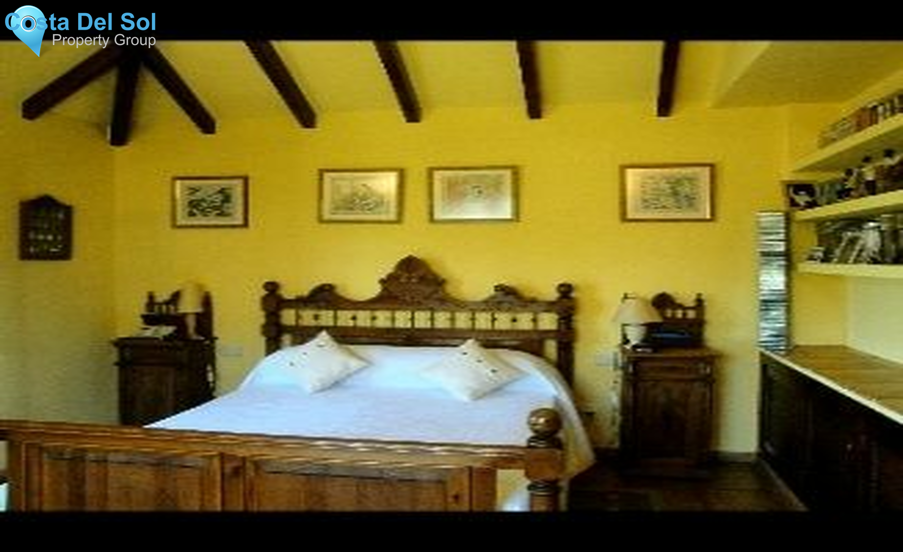 Detached Villa in Elviria-1225011