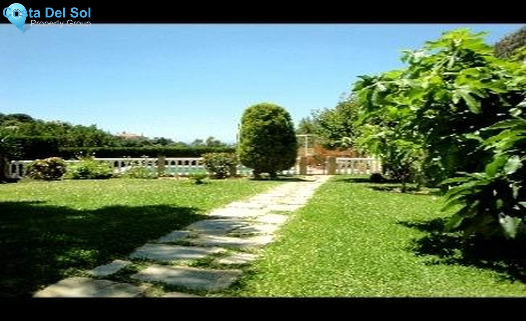 Detached Villa in Elviria-1225015