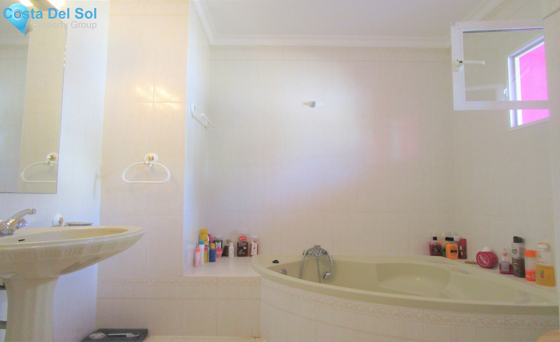 Detached Villa in Elviria-1225088