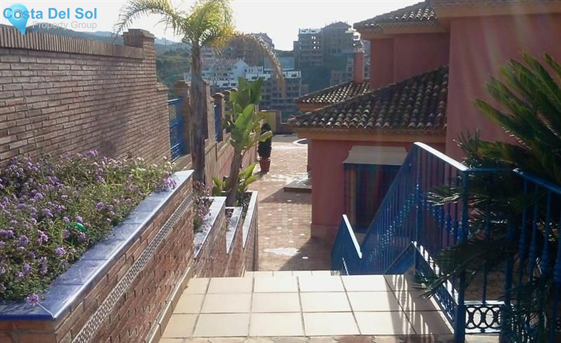 Detached Villa in Elviria-1398697