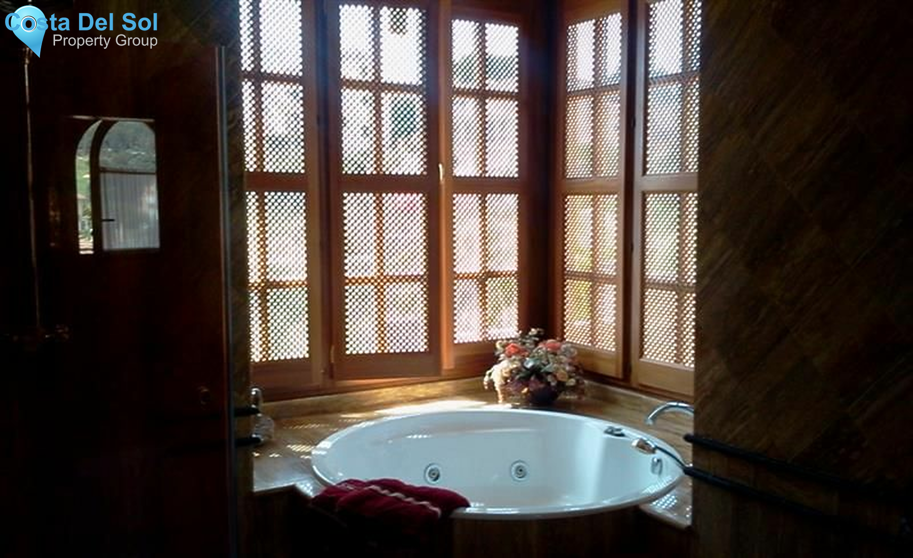 Detached Villa in Elviria-1398685