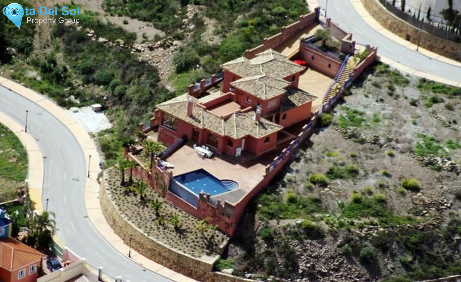 Detached Villa in Elviria-1398686