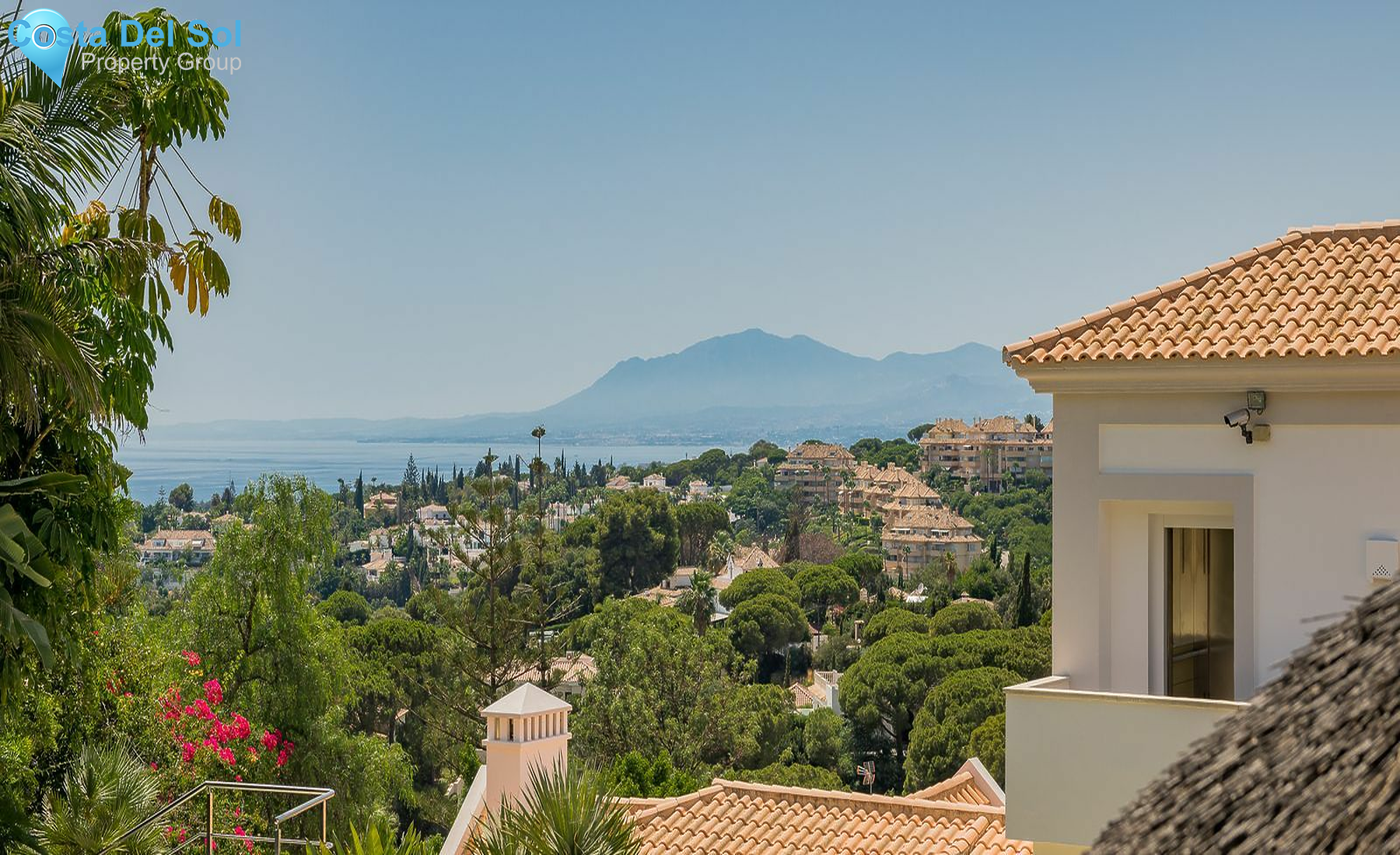 Detached Villa in Elviria-1419075