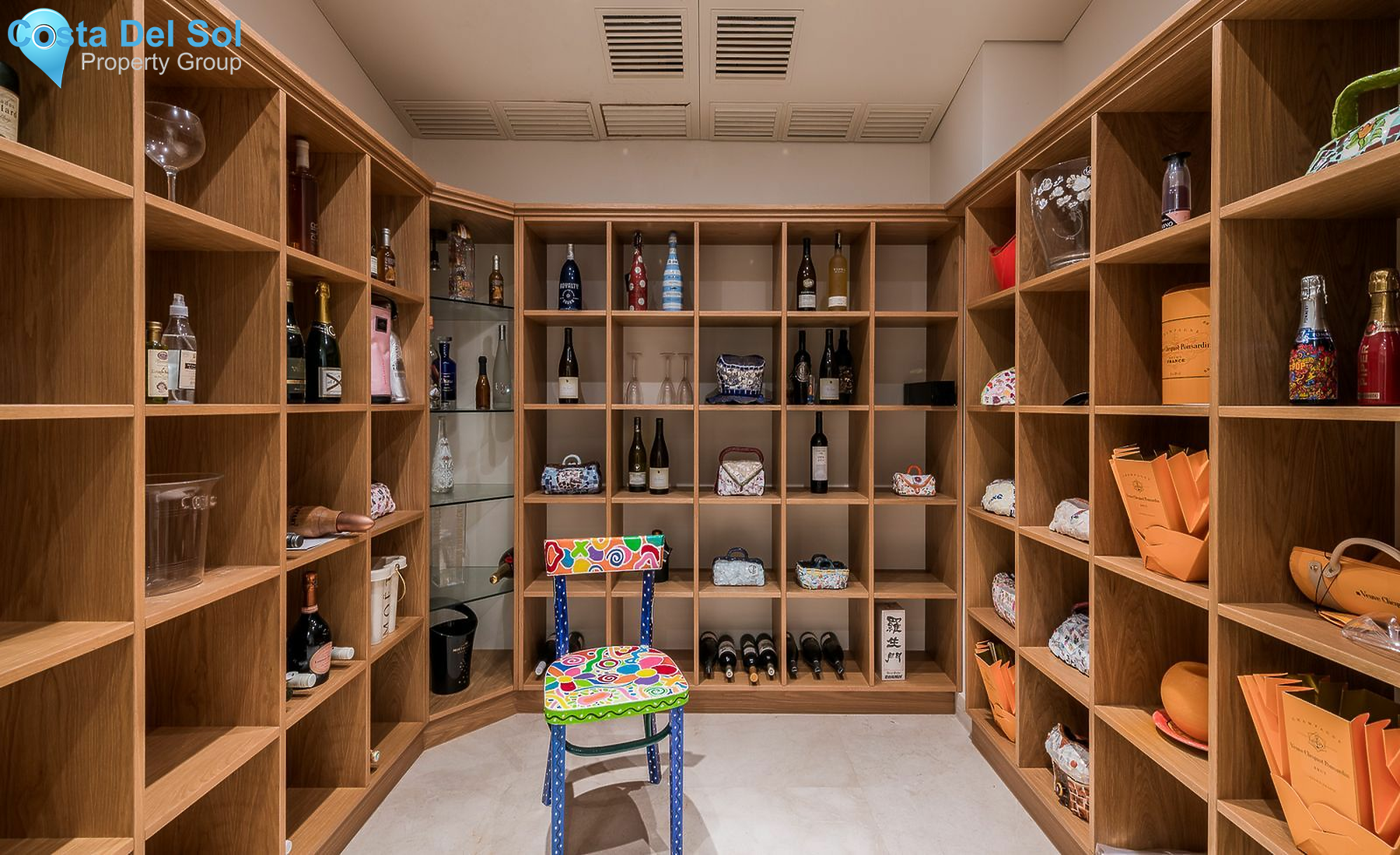 Detached Villa in Elviria-1419089