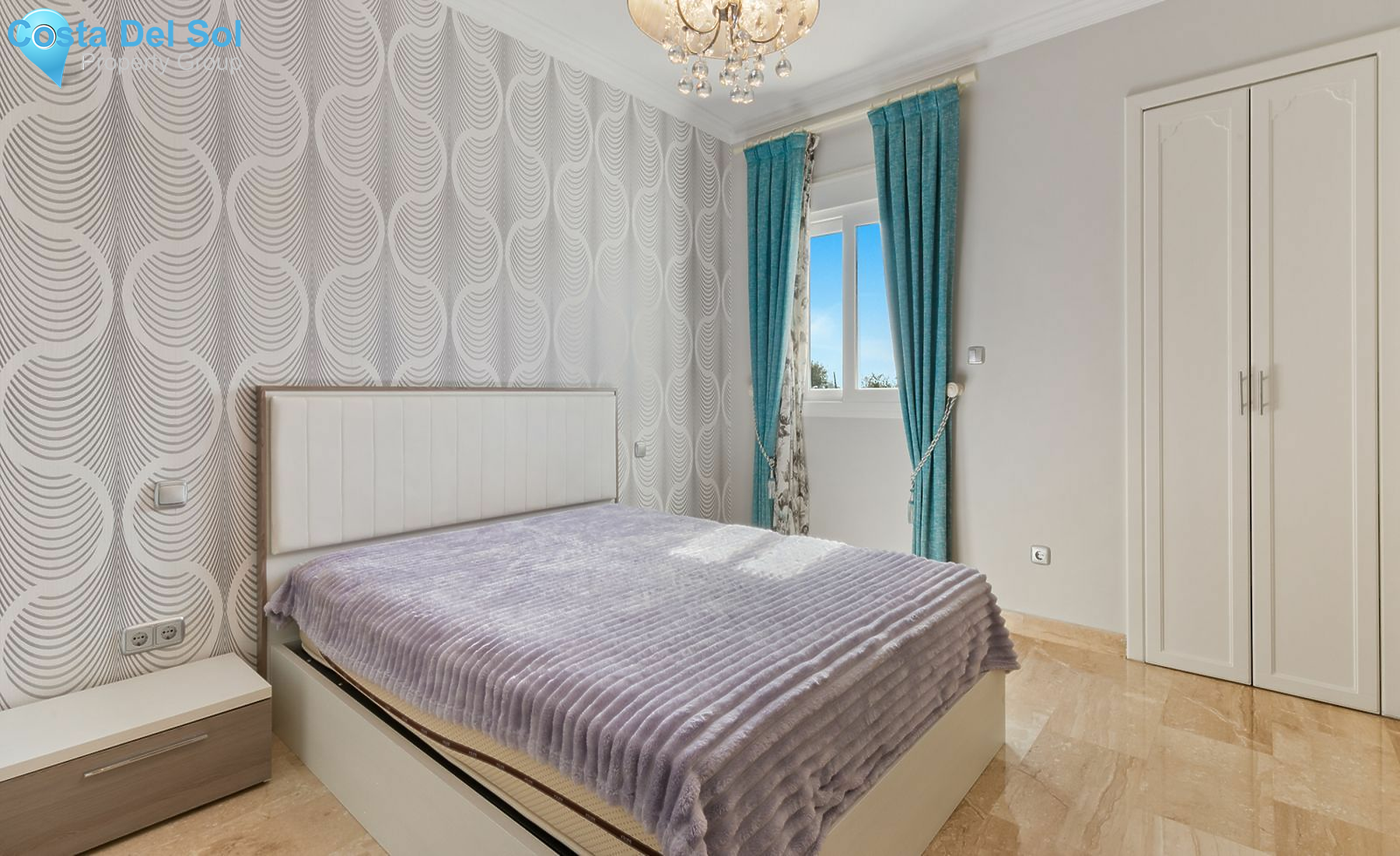 Detached Villa in Elviria-1530376