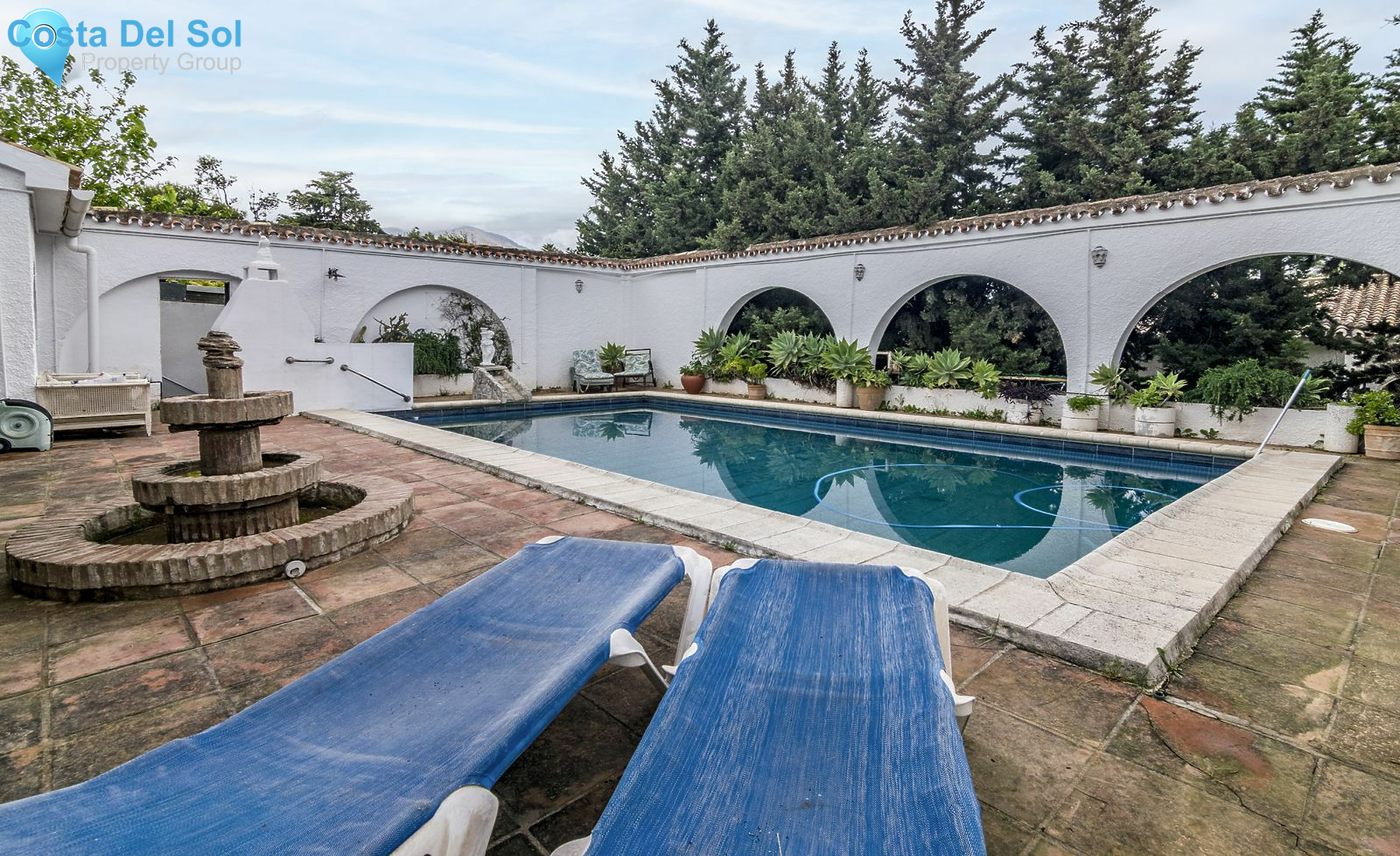 Detached Villa in Estepona-1136144