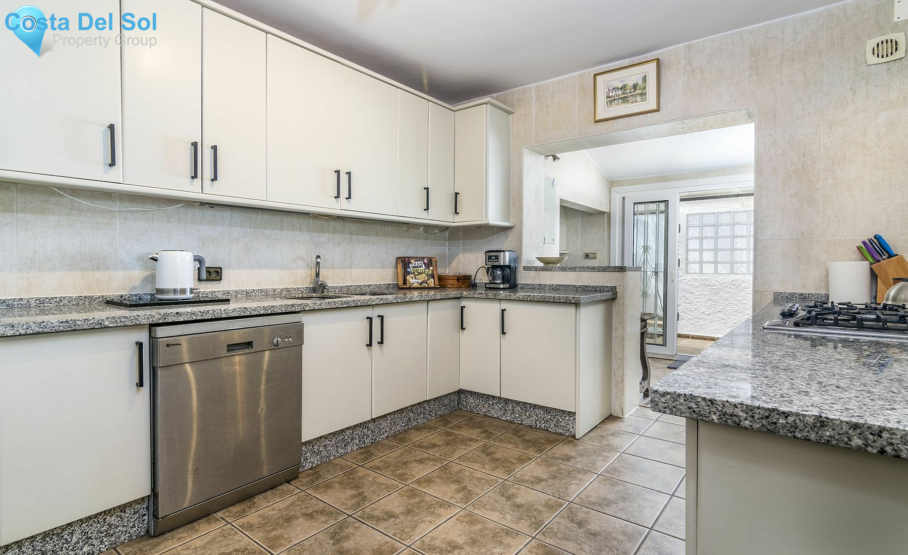 Detached Villa in Estepona-1136150