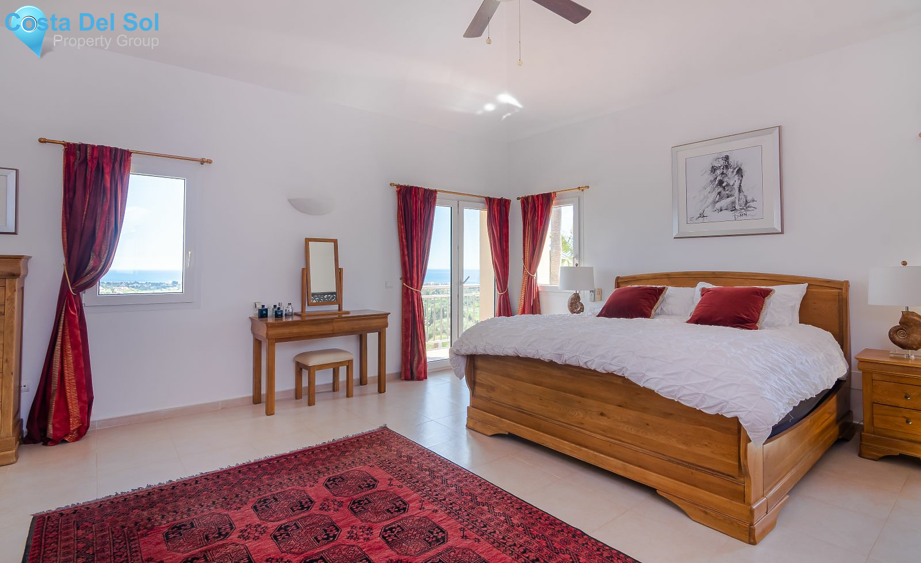 Detached Villa in Estepona-1141064