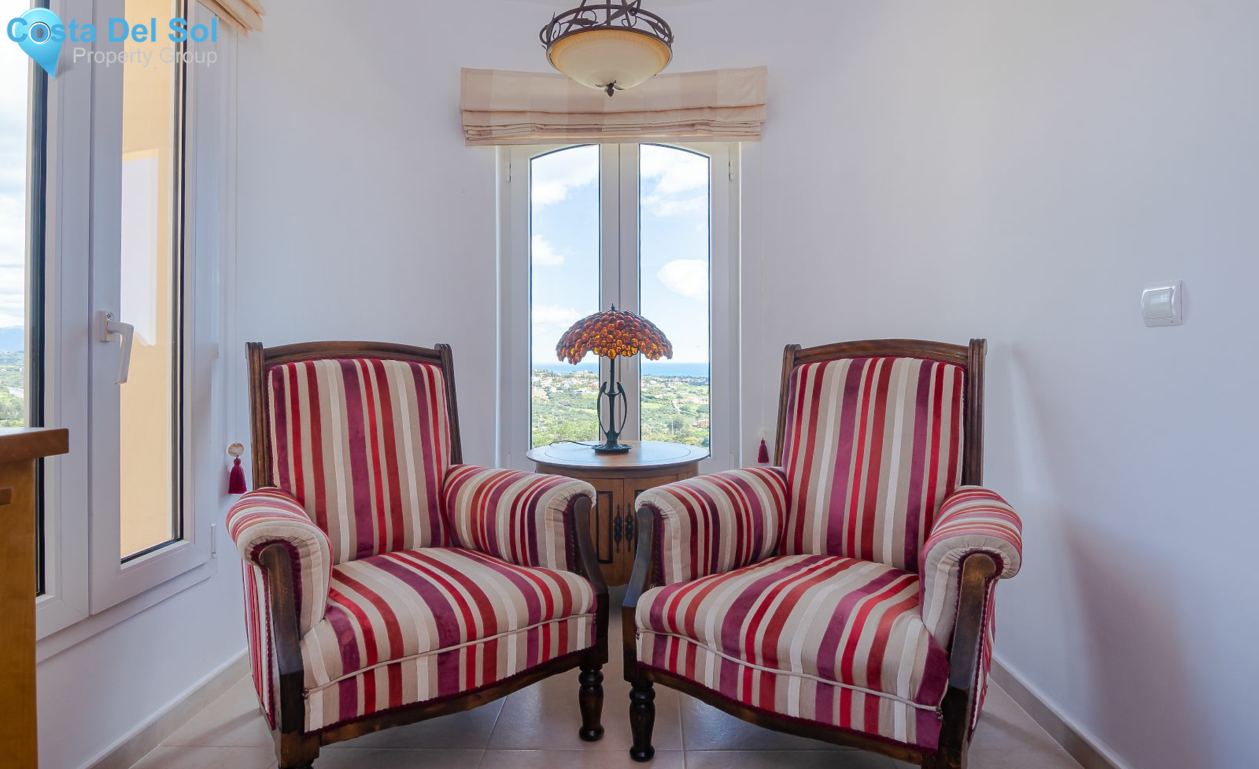 Detached Villa in Estepona-1141065