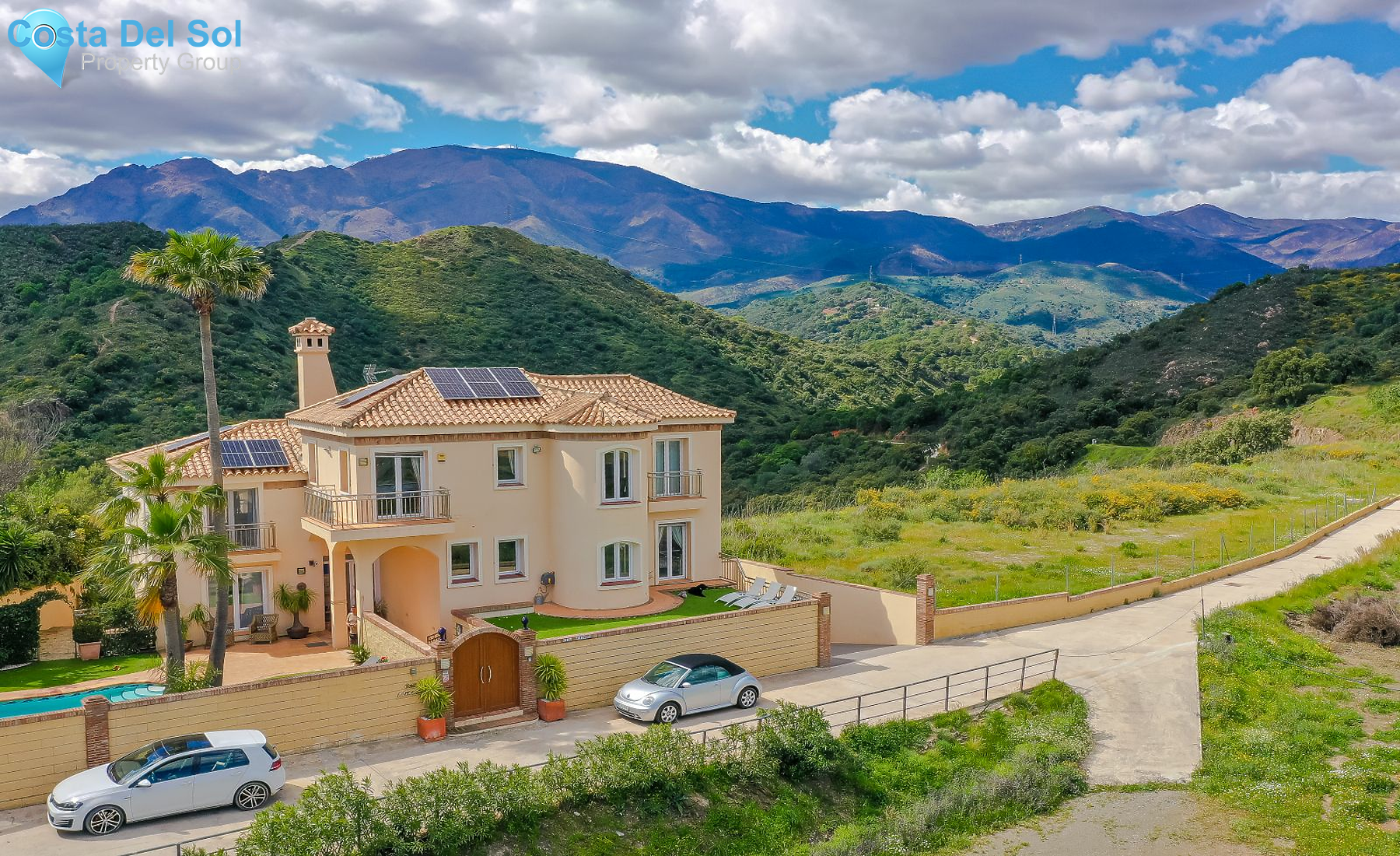 Detached Villa in Estepona-1141054