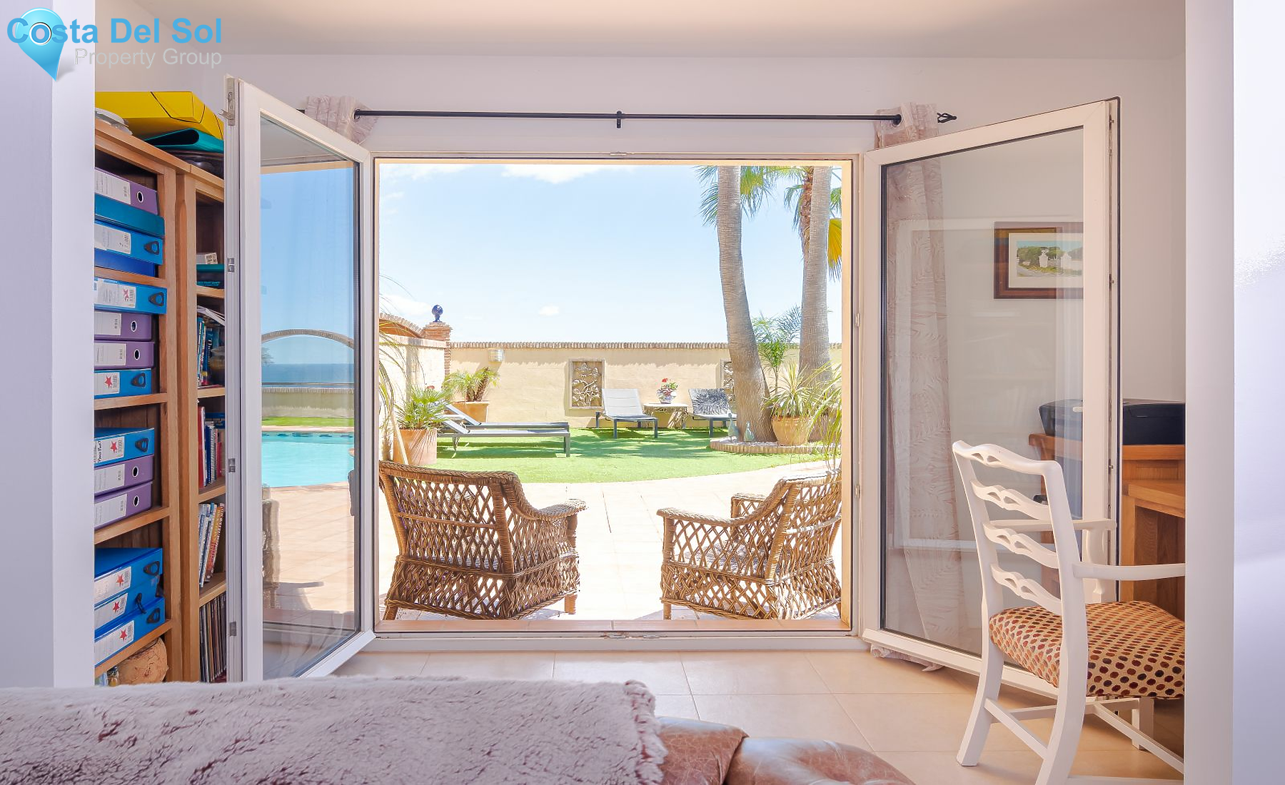 Detached Villa in Estepona-1141057