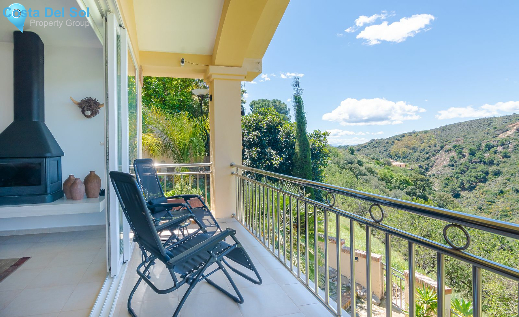 Detached Villa in Estepona-1141060