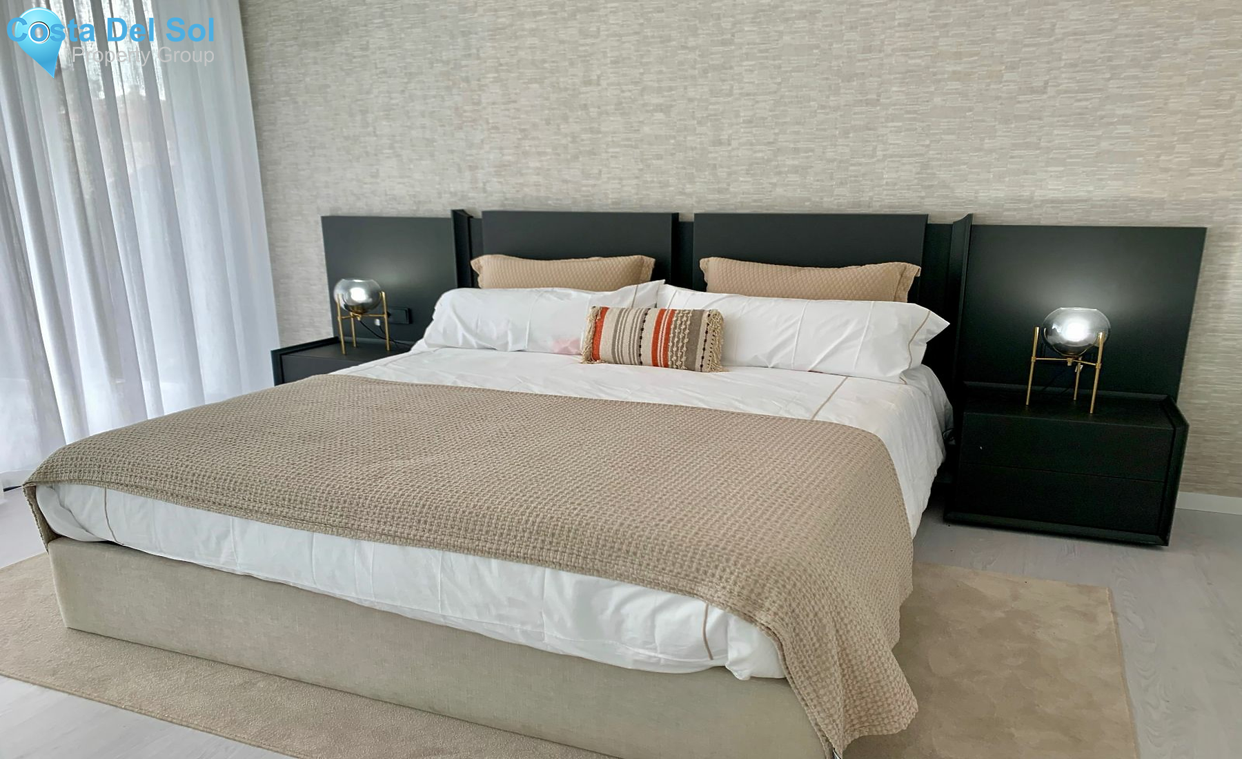 Detached Villa in Estepona-1146571