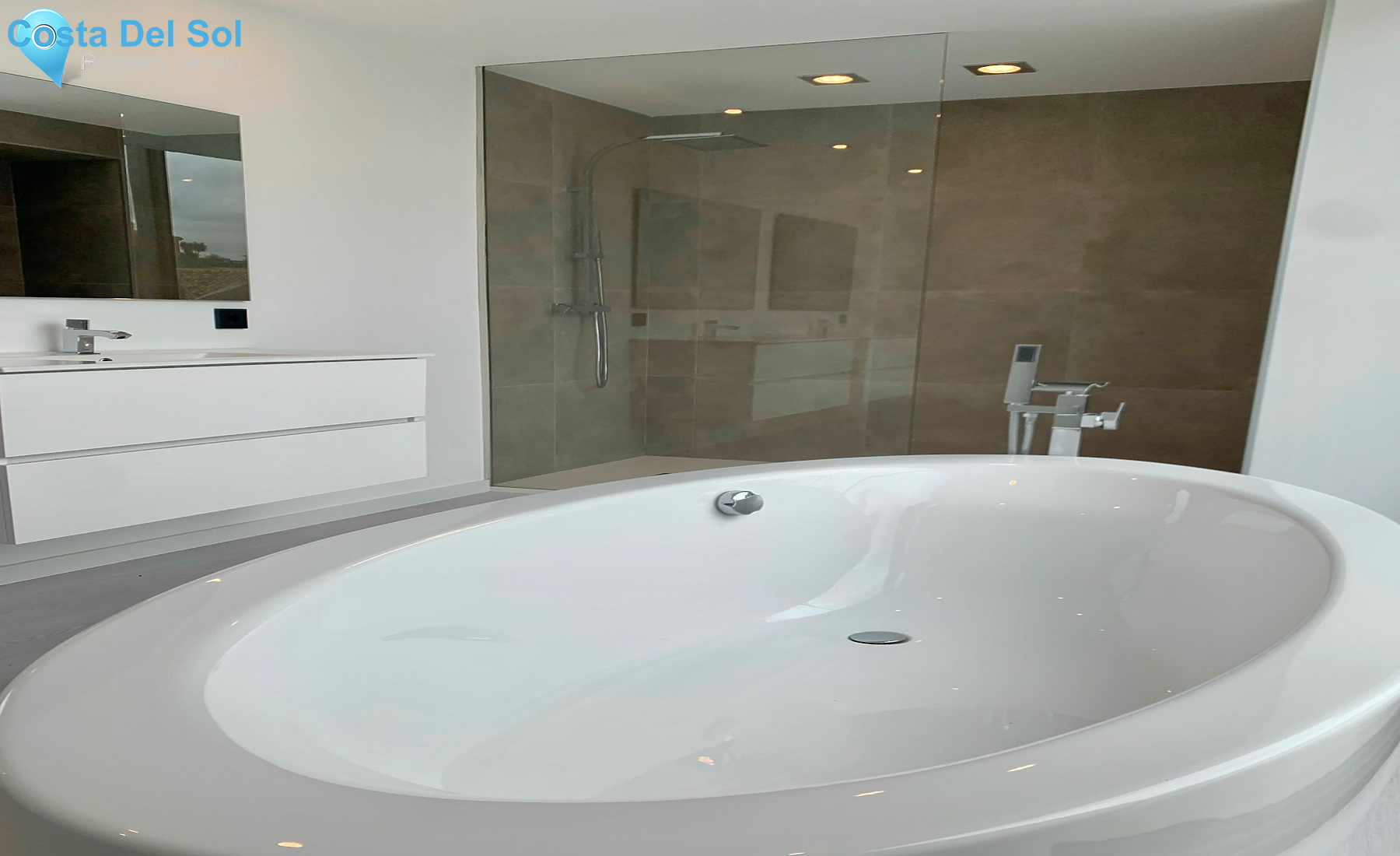 Detached Villa in Estepona-1146572