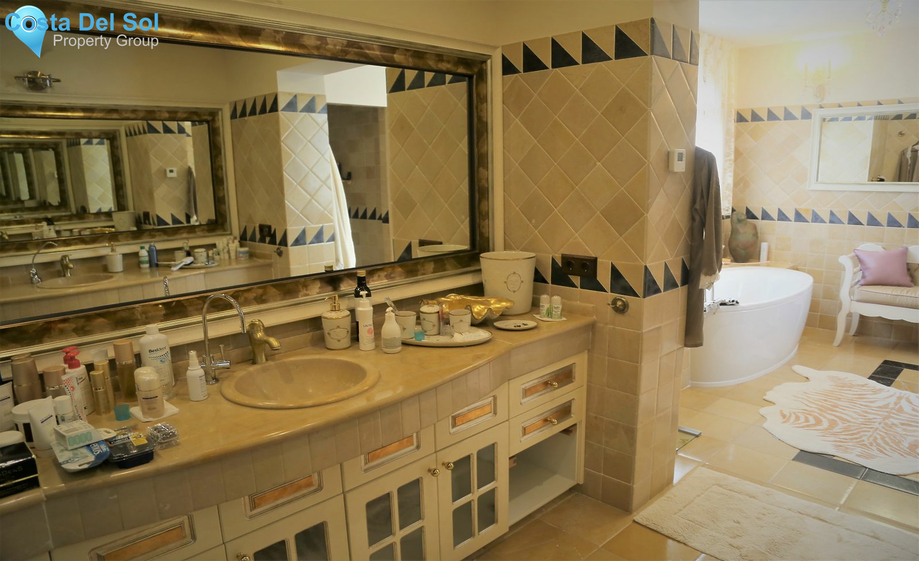 Detached Villa in Estepona-1187786