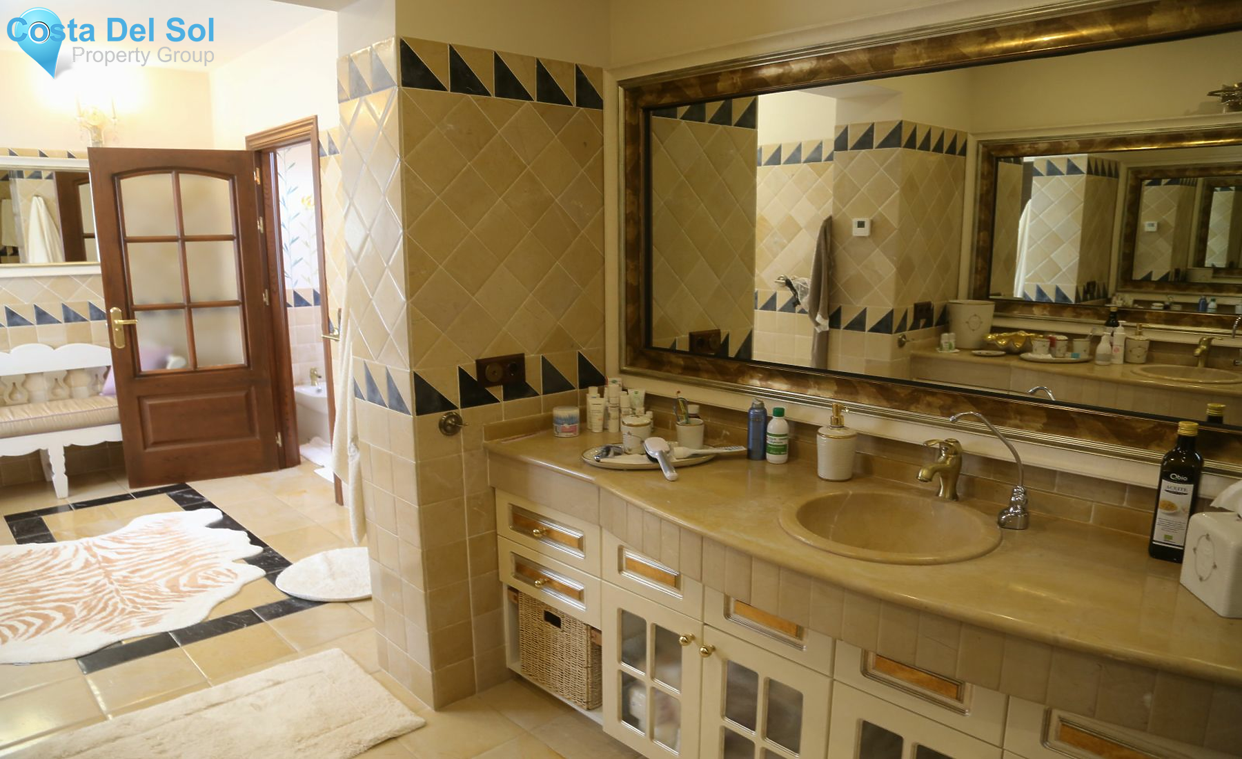 Detached Villa in Estepona-1187781