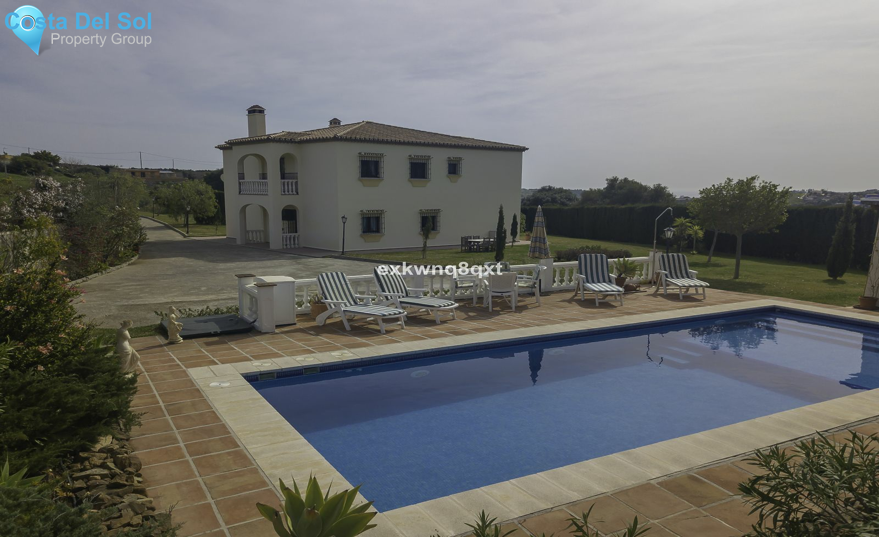 Detached Villa in Estepona-1190678