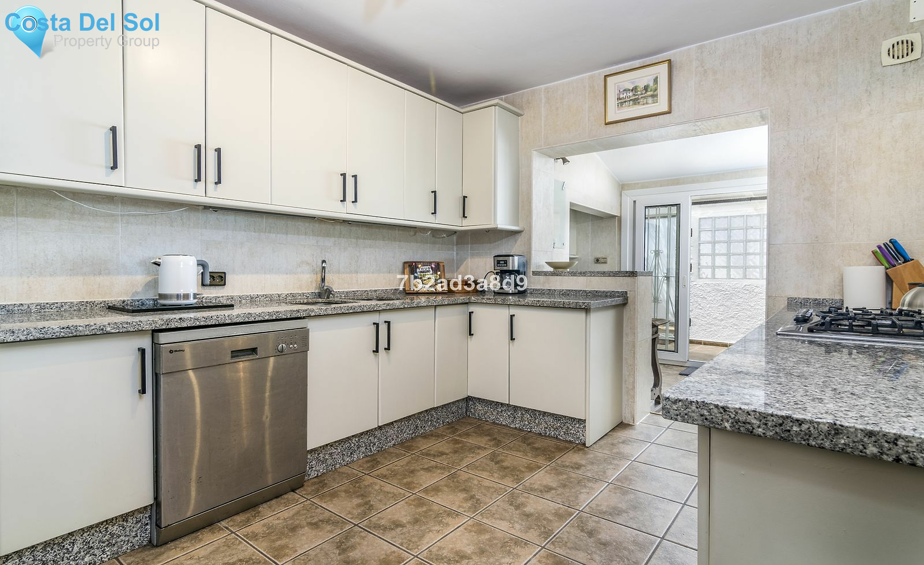 Detached Villa in Estepona-1199127