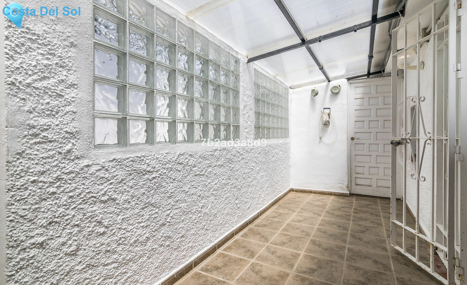 Detached Villa in Estepona-1199123