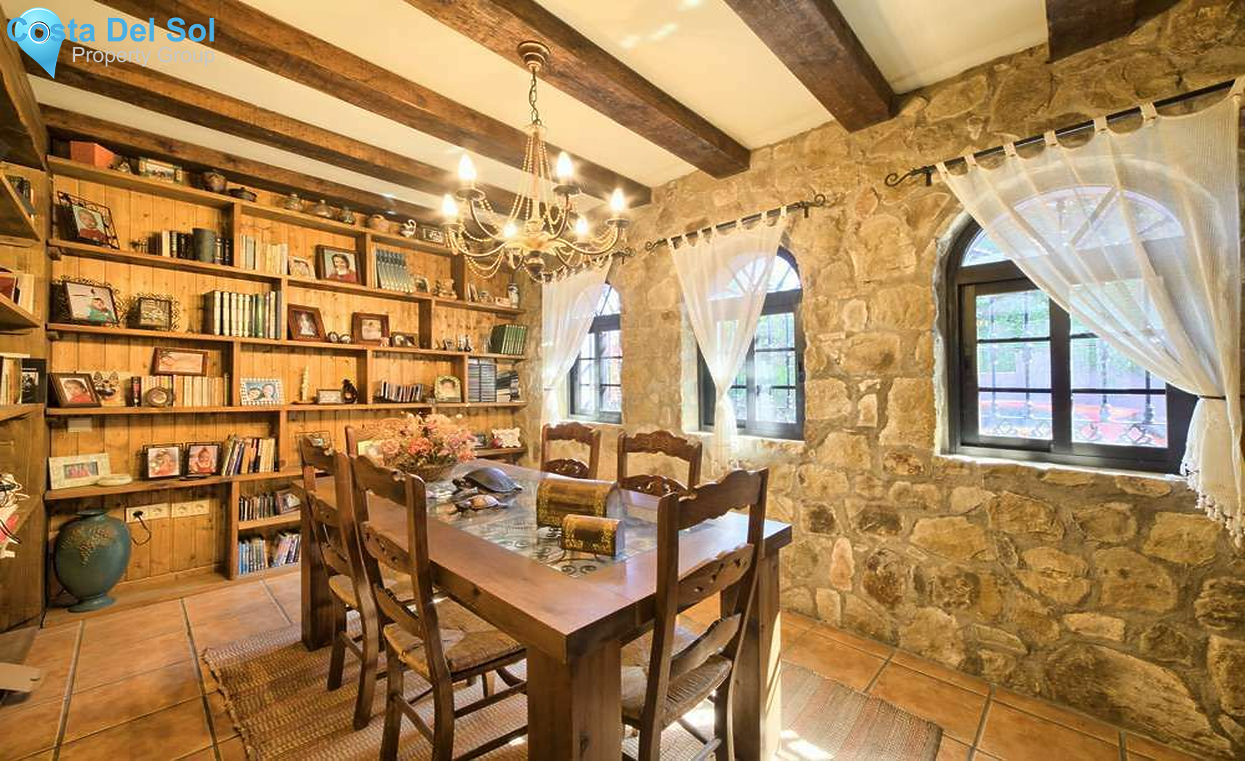 Detached Villa in Estepona-1211993