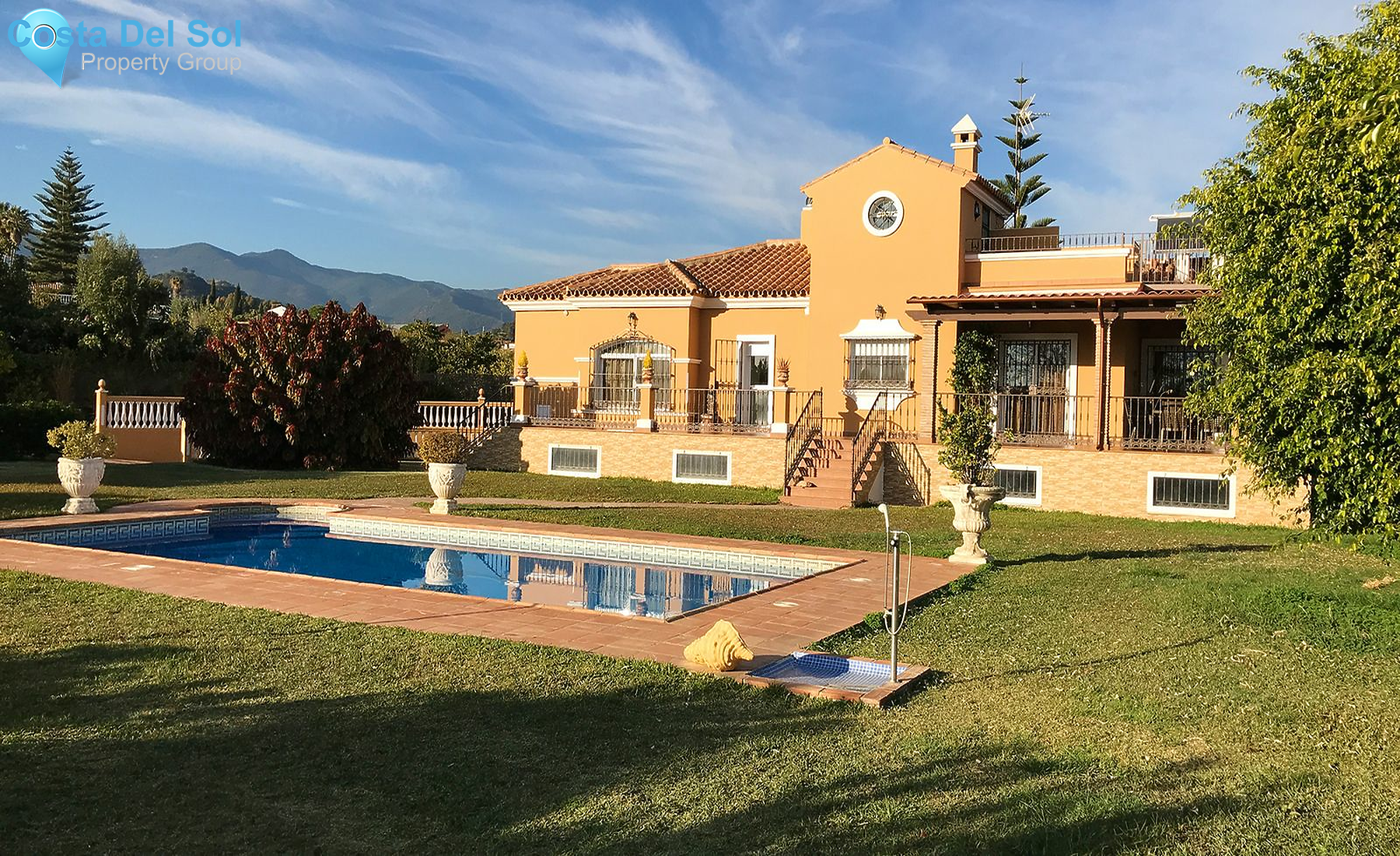 Detached Villa in Estepona-1231335