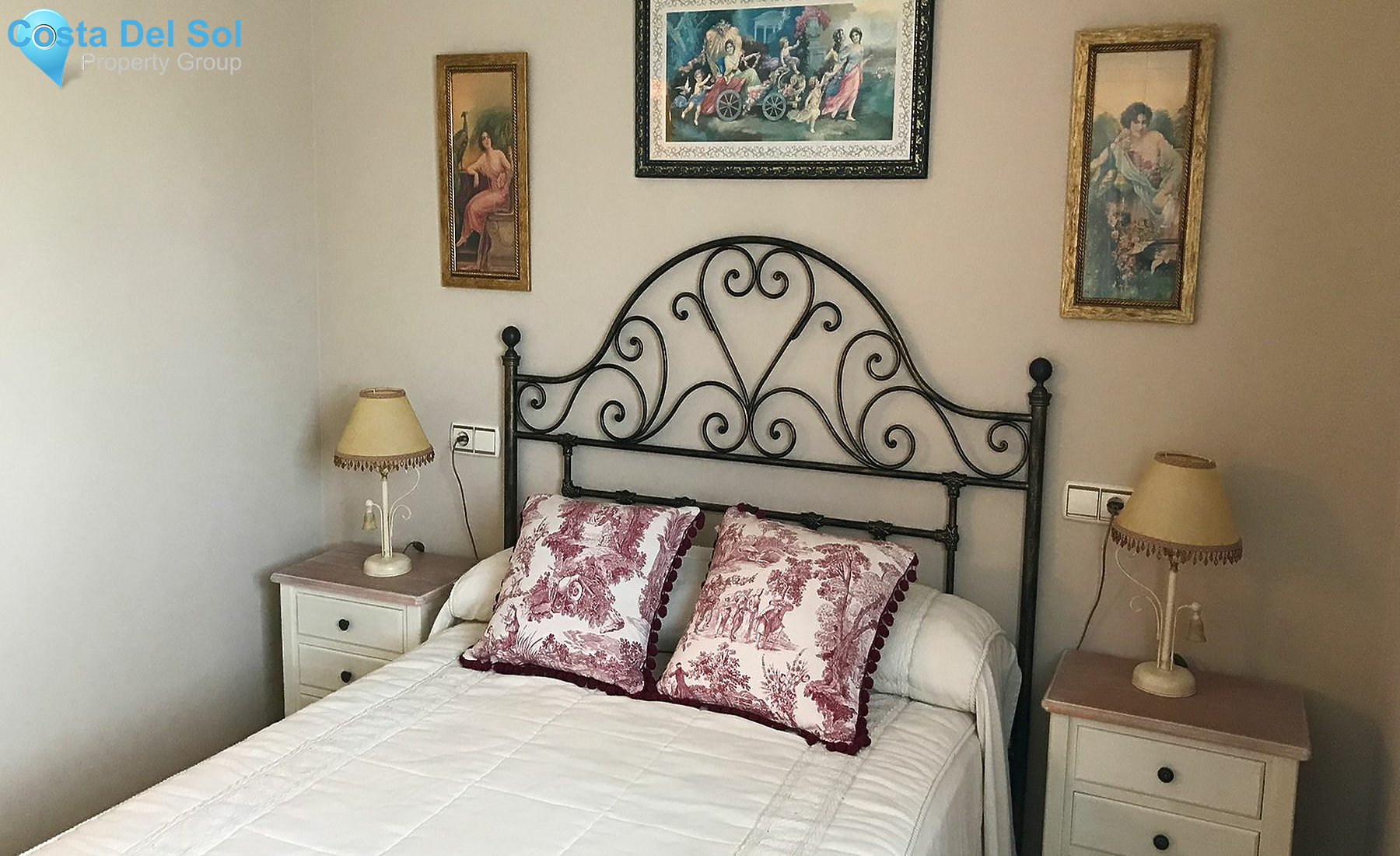 Detached Villa in Estepona-1231350