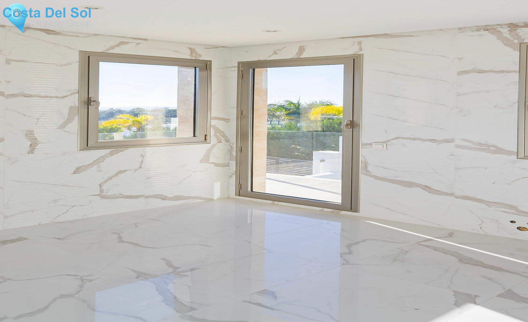 Detached Villa in Estepona-1400031