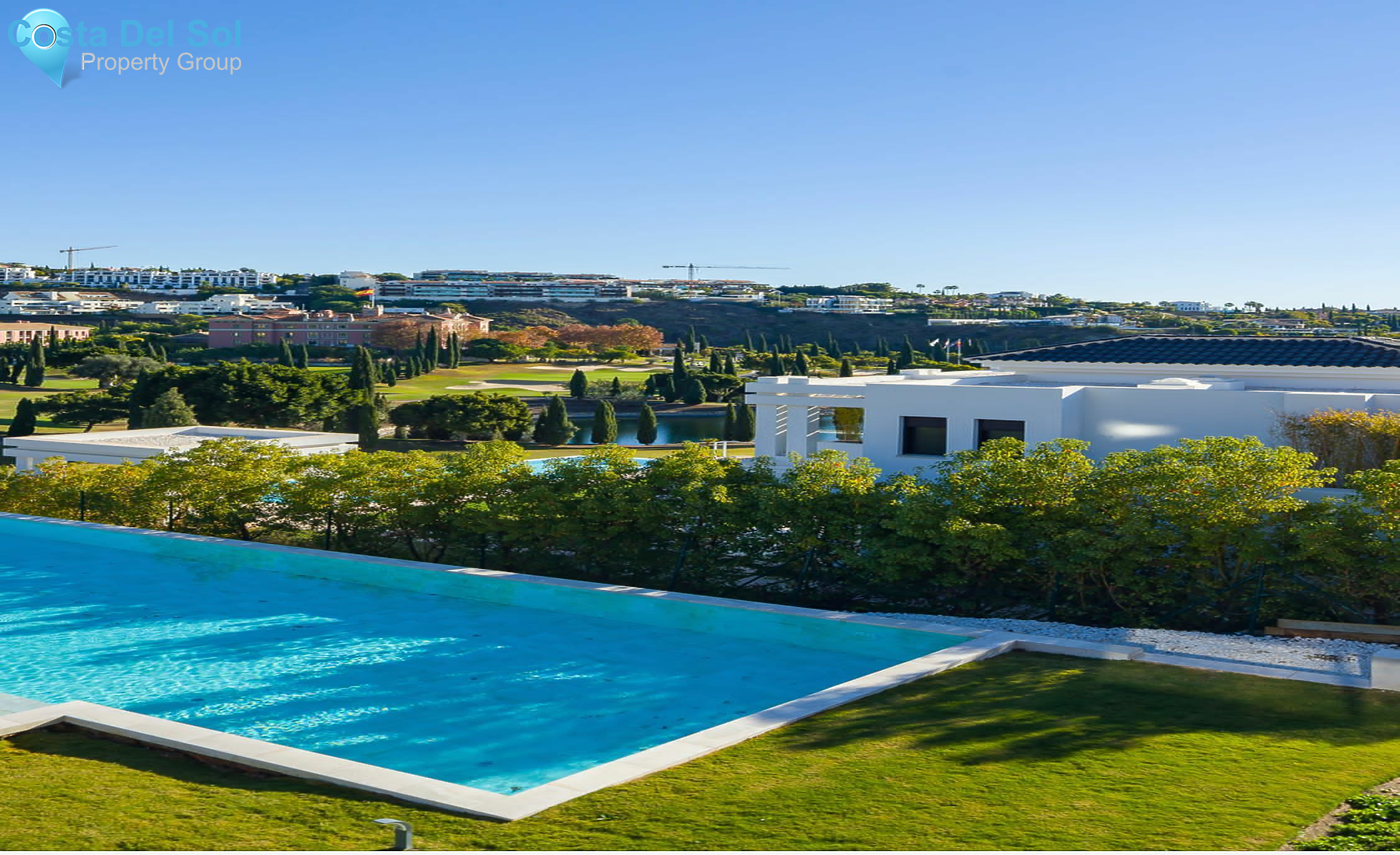 Detached Villa in Estepona-1400035
