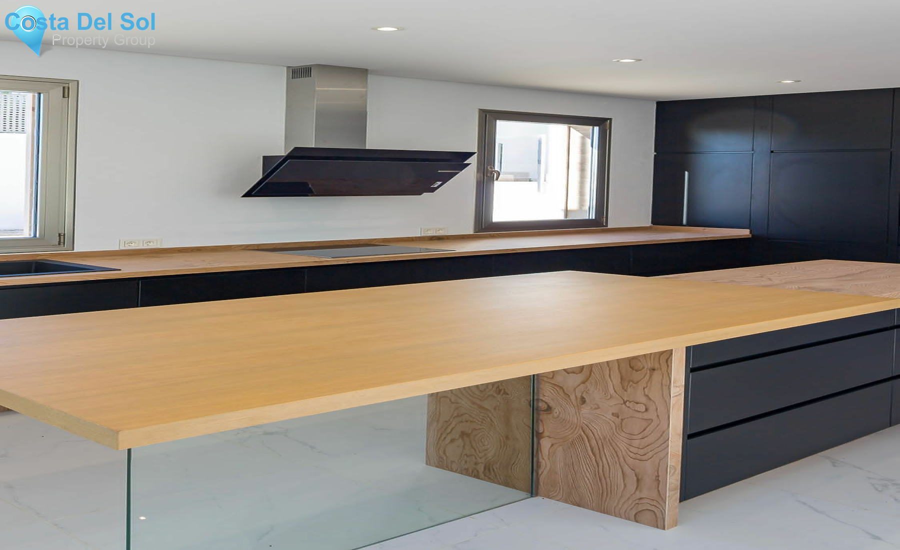 Detached Villa in Estepona-1400020