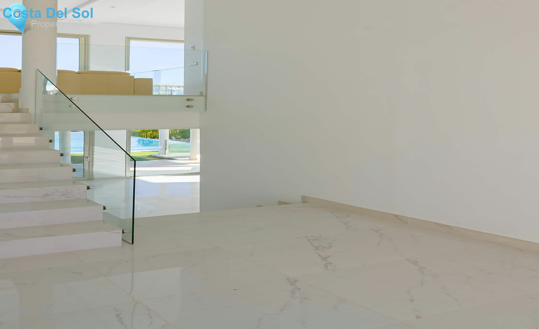 Detached Villa in Estepona-1400024