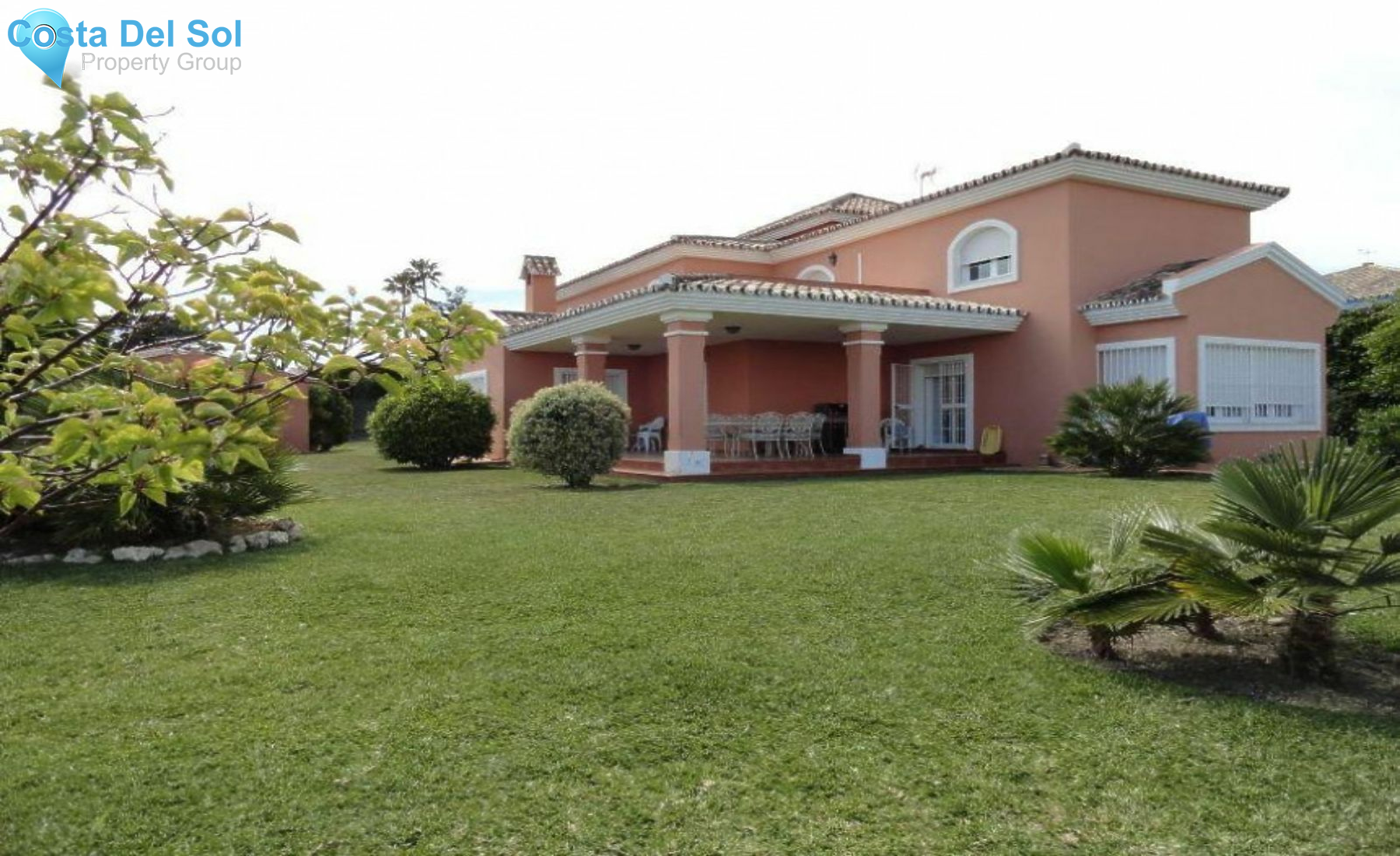 Detached Villa in Estepona
