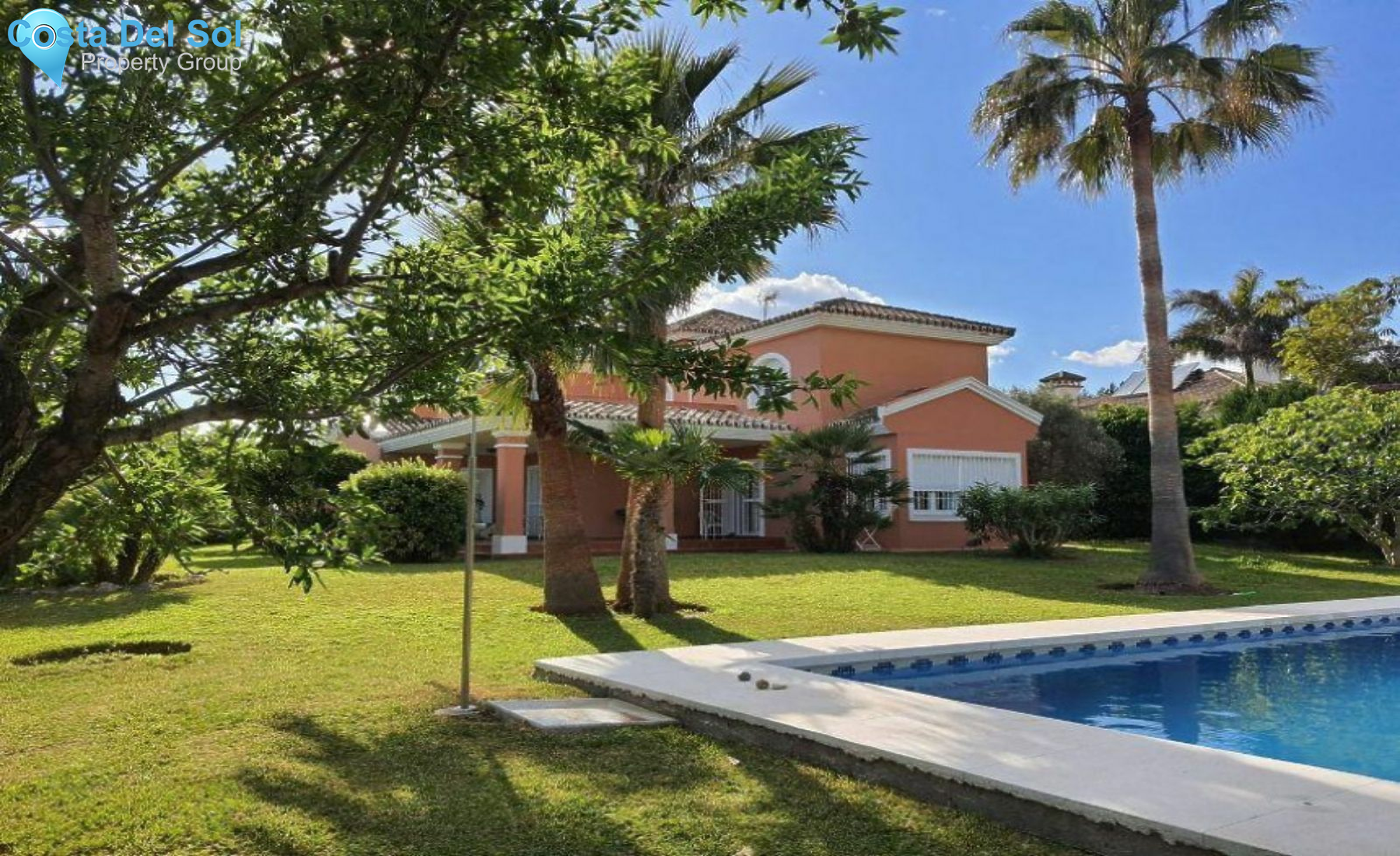 Detached Villa in Estepona-1421284