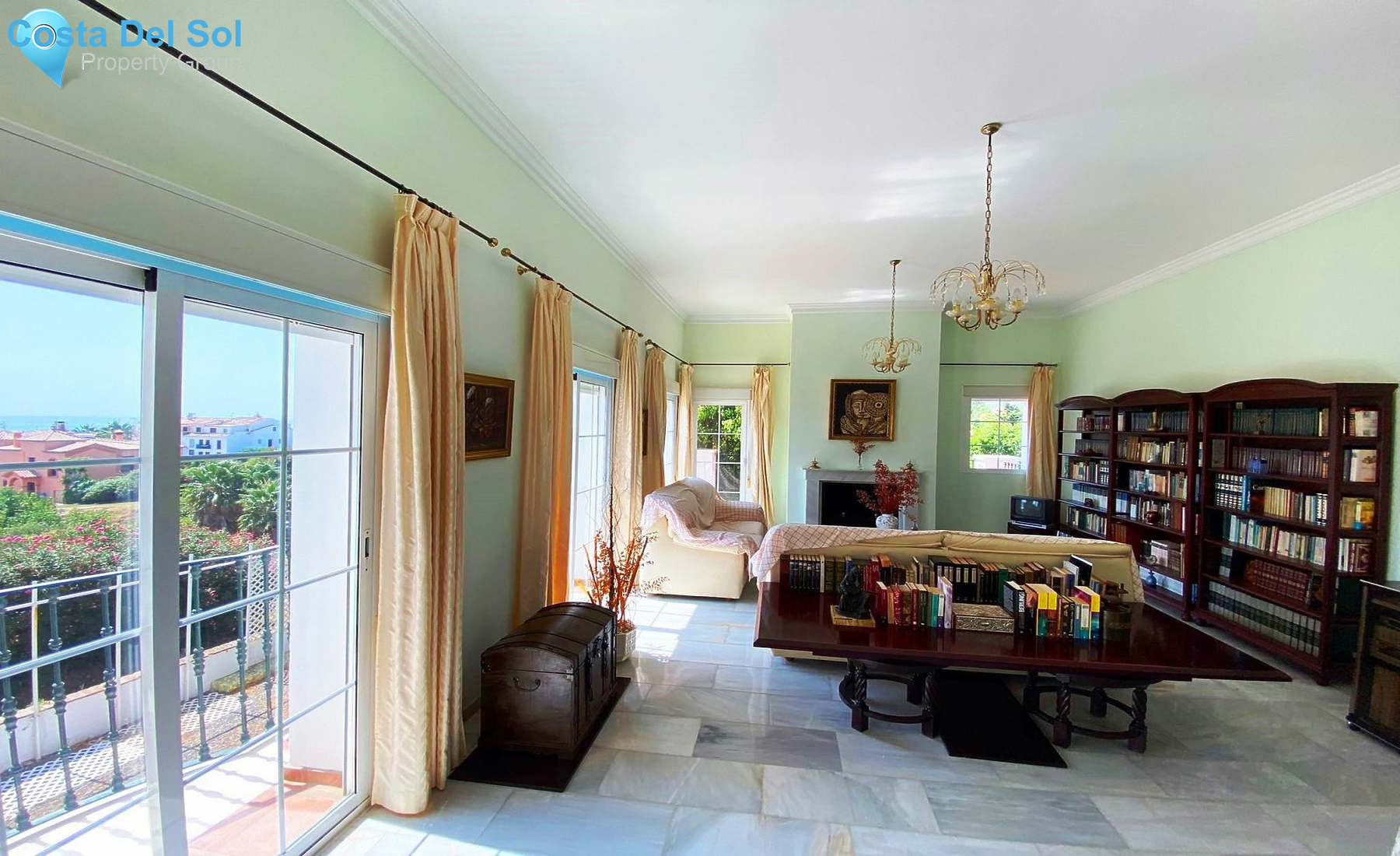 Detached Villa in Estepona-1425842