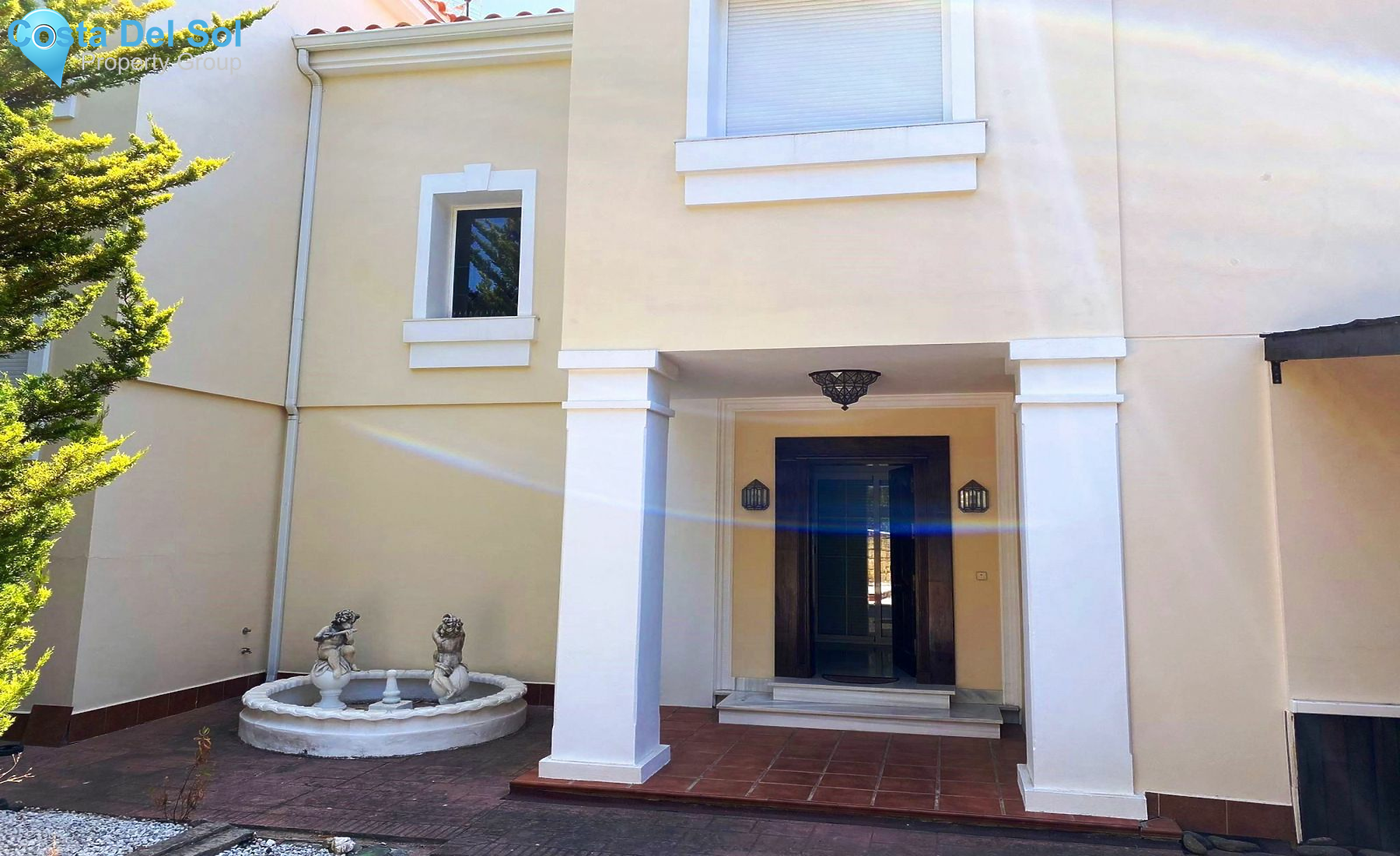 Detached Villa in Estepona-1425860