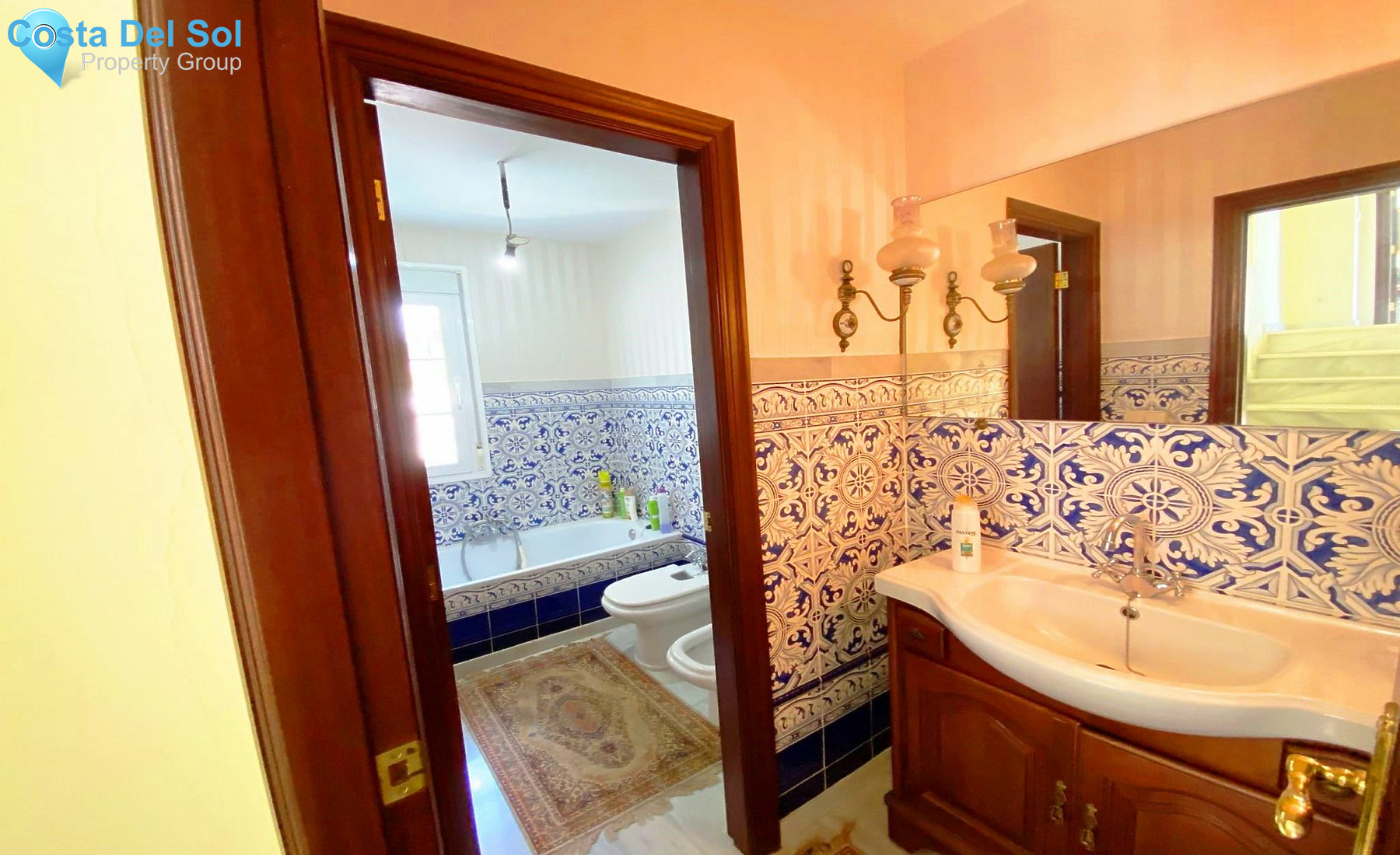 Detached Villa in Estepona-1425846