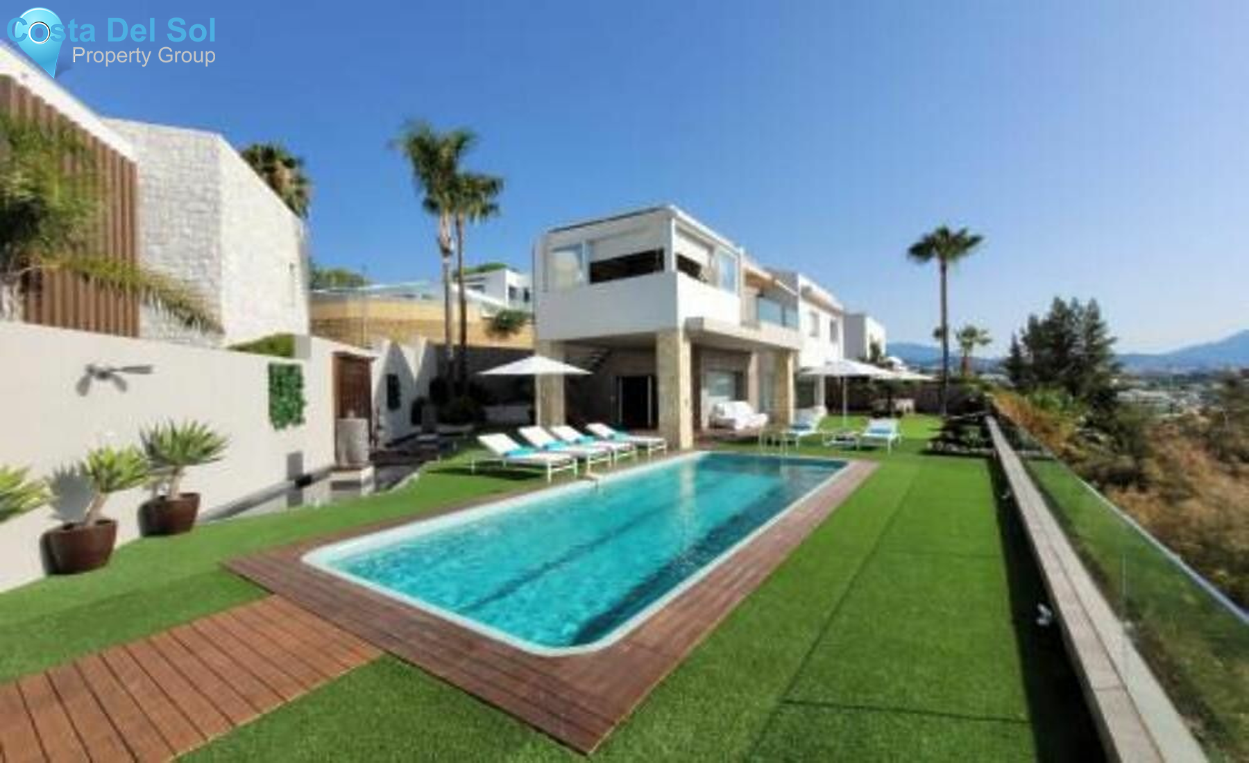 Detached Villa in Estepona
