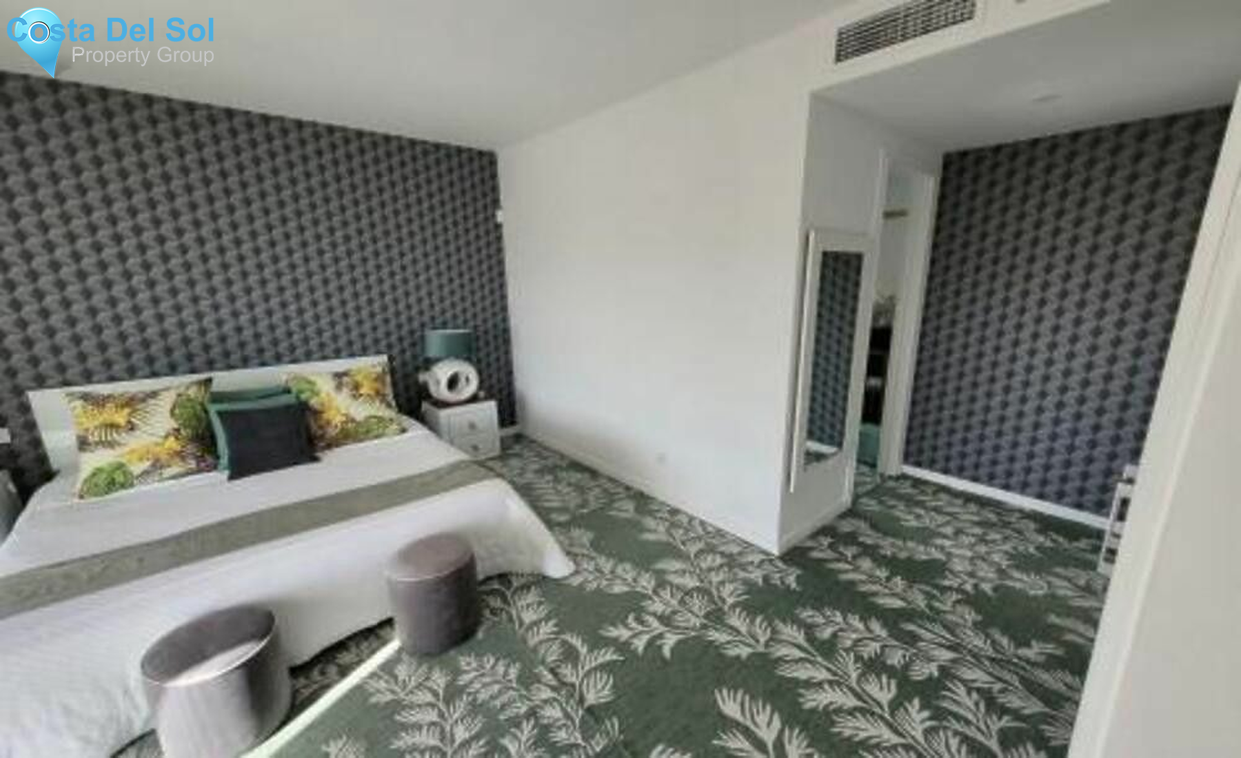 Detached Villa in Estepona-1427650