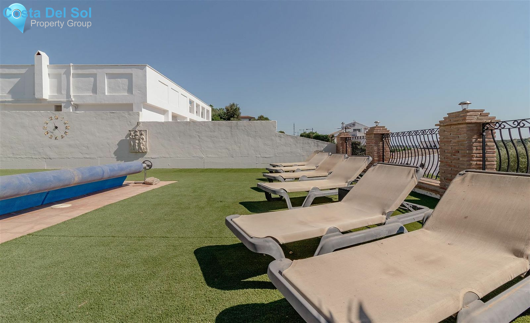 Detached Villa in Estepona-1428231
