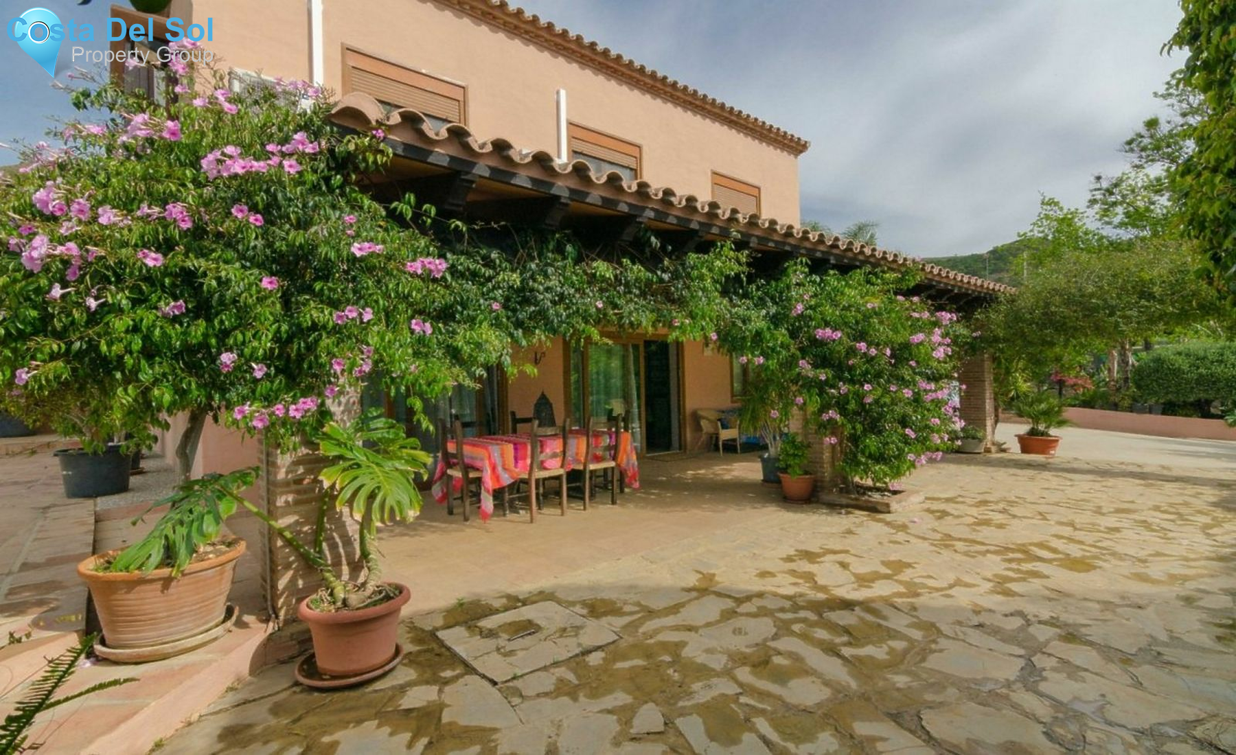 Detached Villa in Estepona-1450509