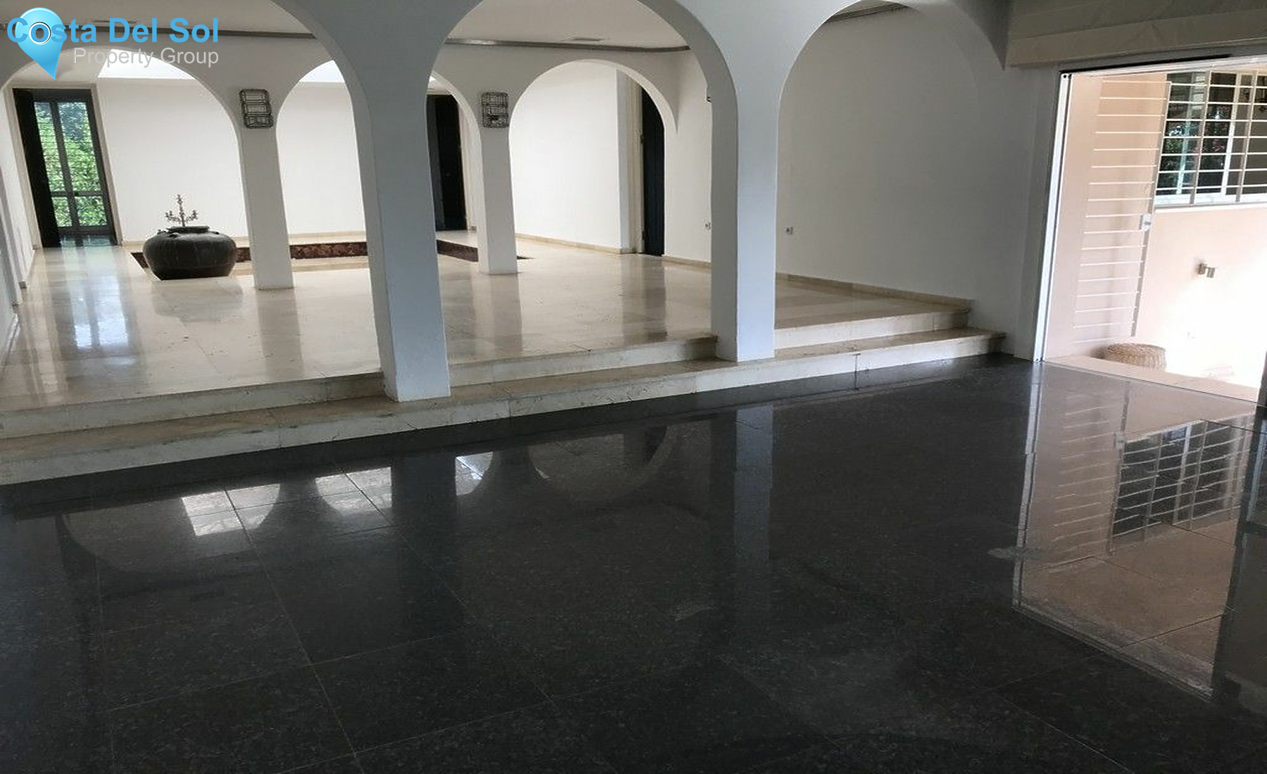 Detached Villa in Estepona-1450560