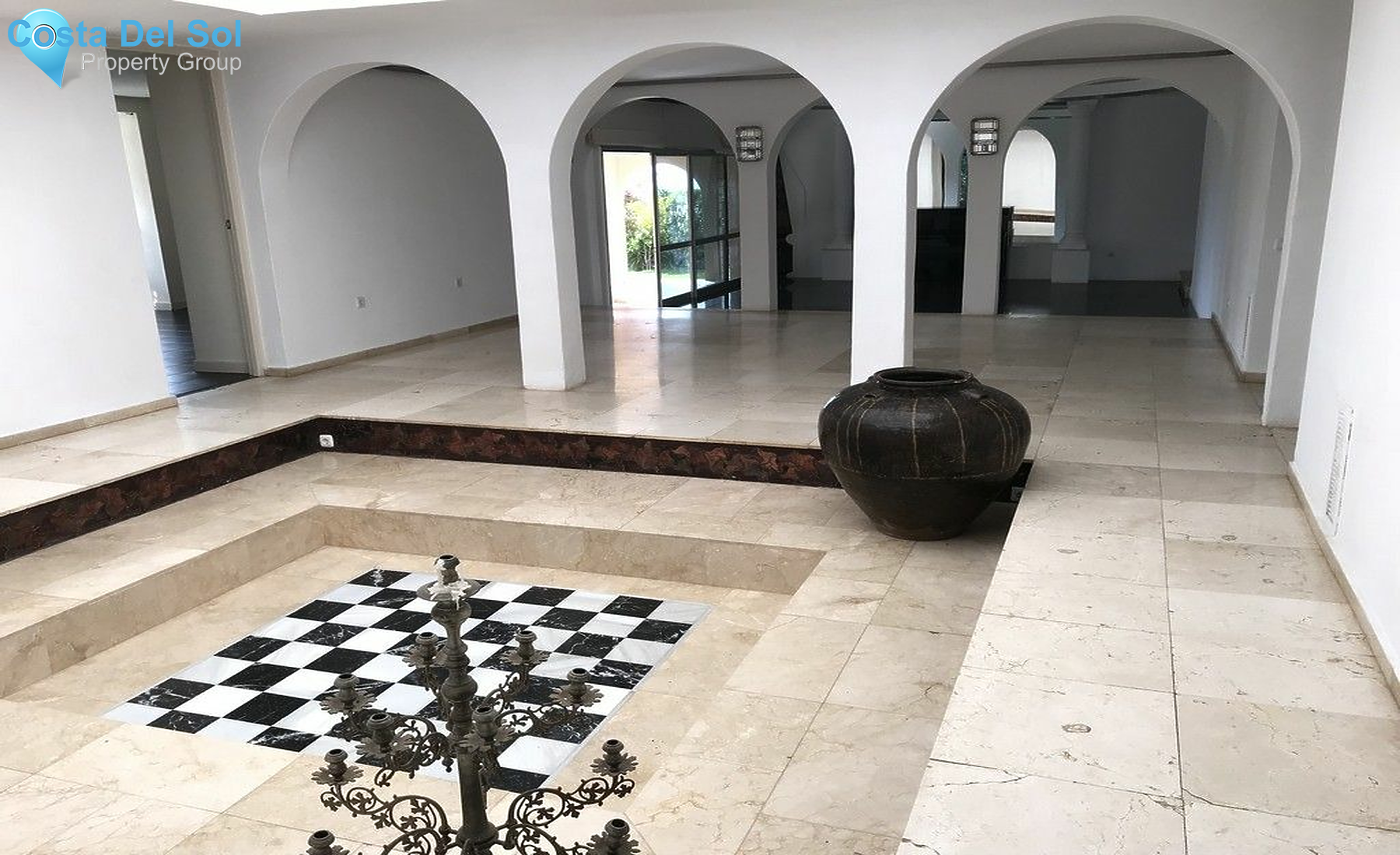 Detached Villa in Estepona-1450548