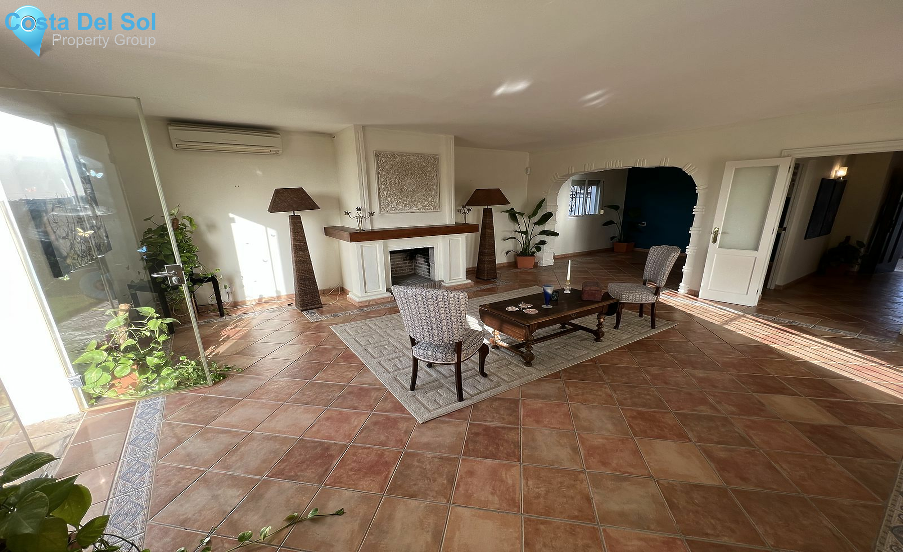 Detached Villa in Estepona-1467120