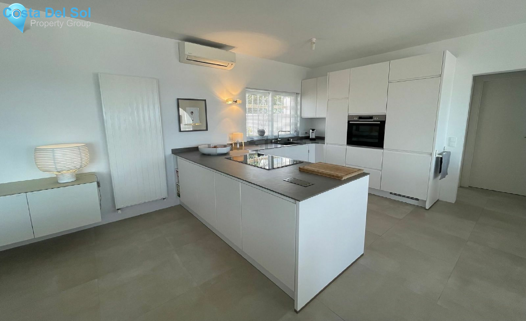 Detached Villa in Estepona-1482792