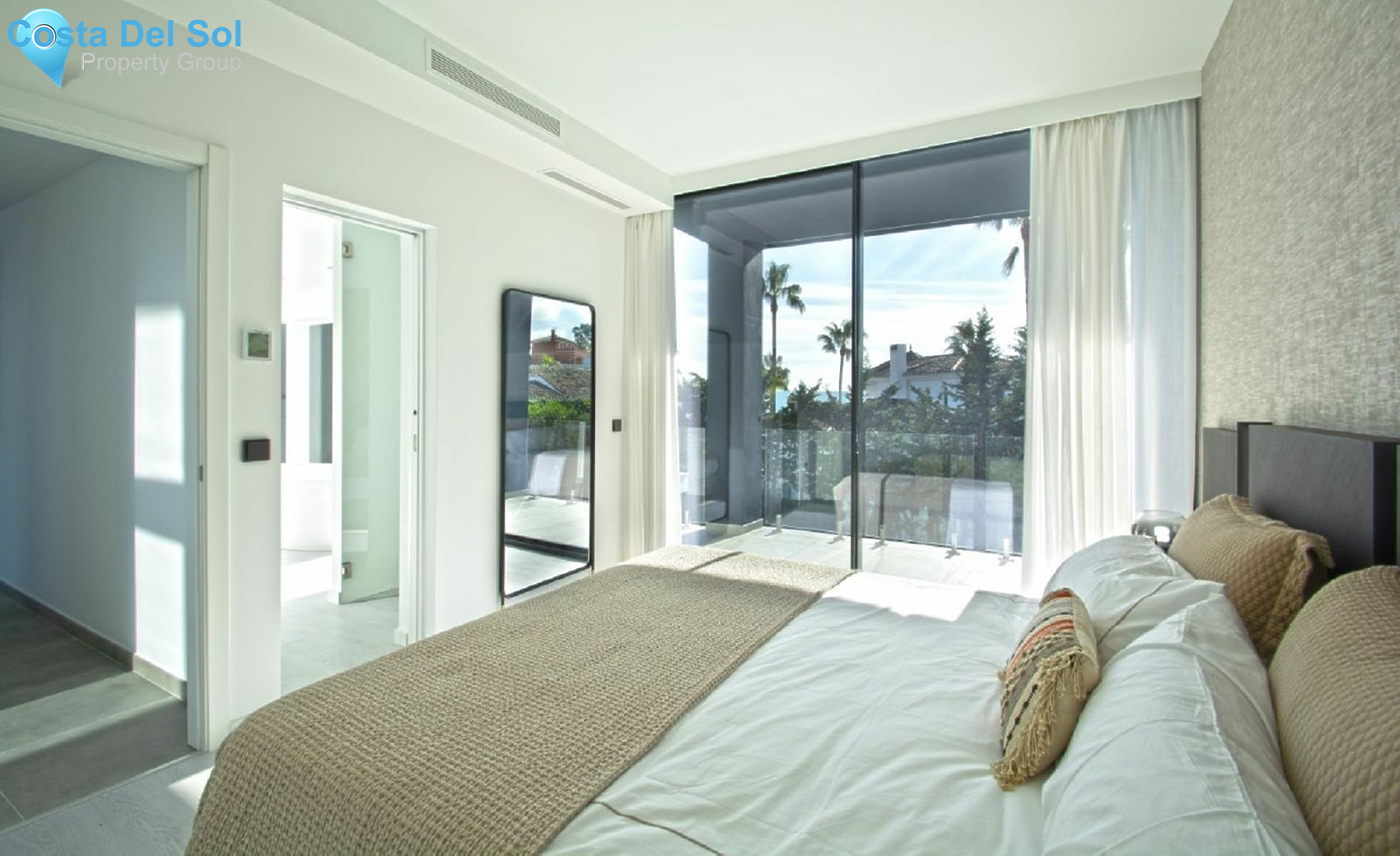 Detached Villa in Estepona-1492401