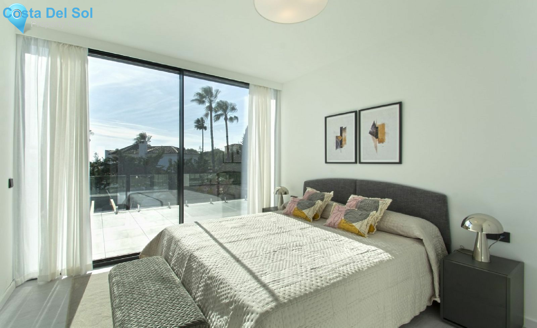 Detached Villa in Estepona-1492403